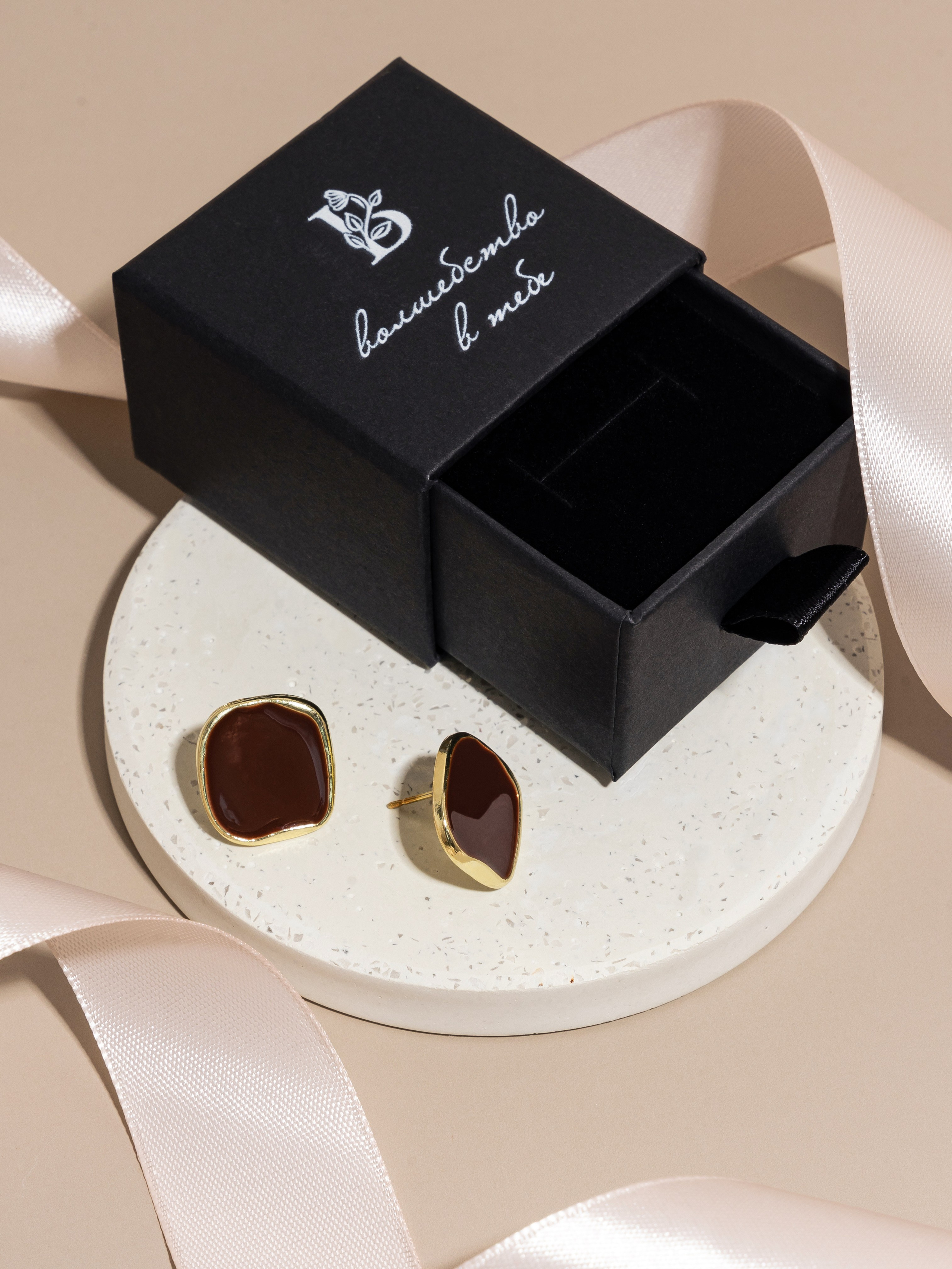 Ювелирные украшения. Предметный и рекламный фотограф в Сочи Мария Золотай