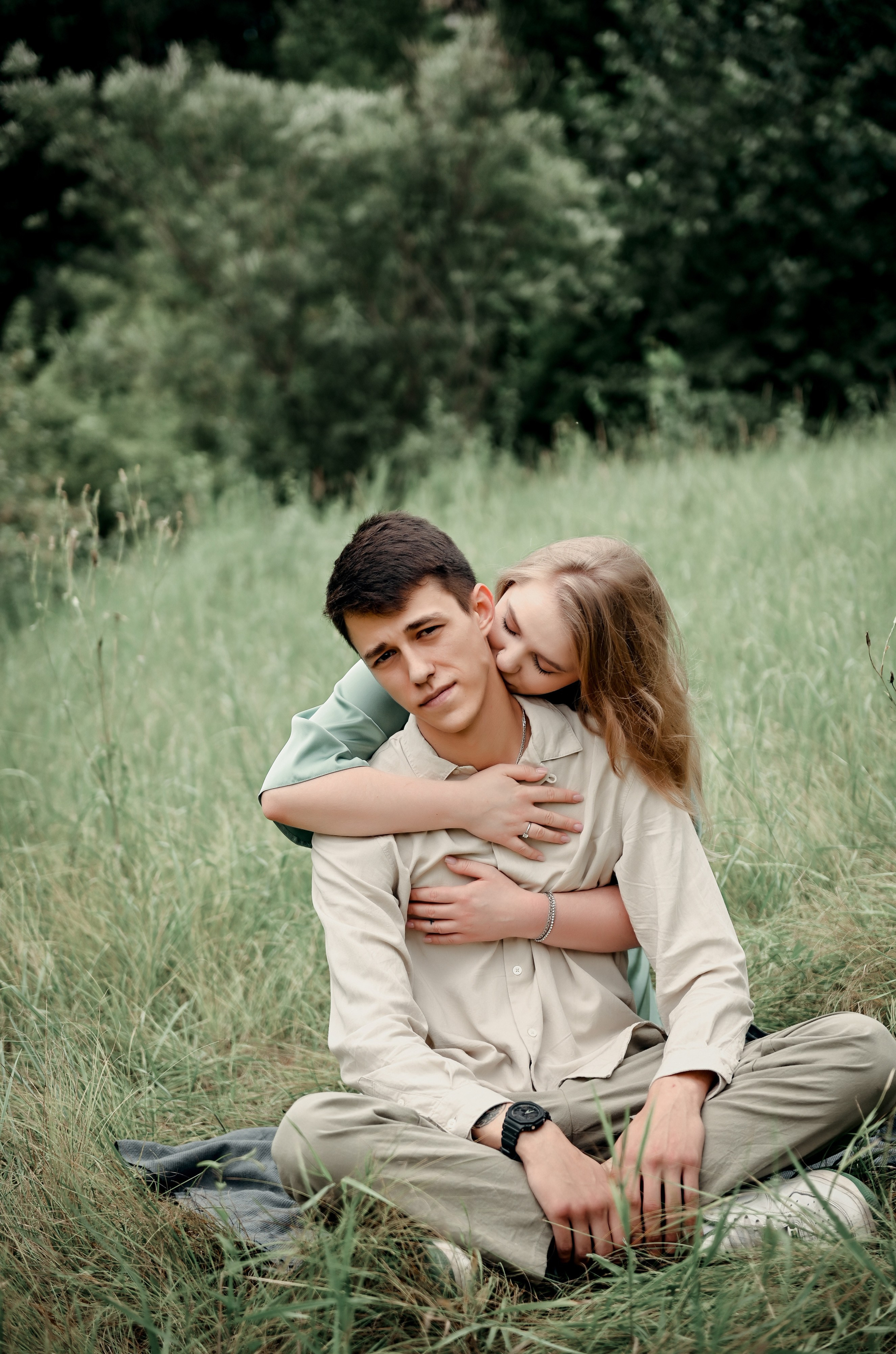 Love story прогулка вместе с песиком))). Свадебный, семейный, детский, контент фотограф в Омске Максим Ильин