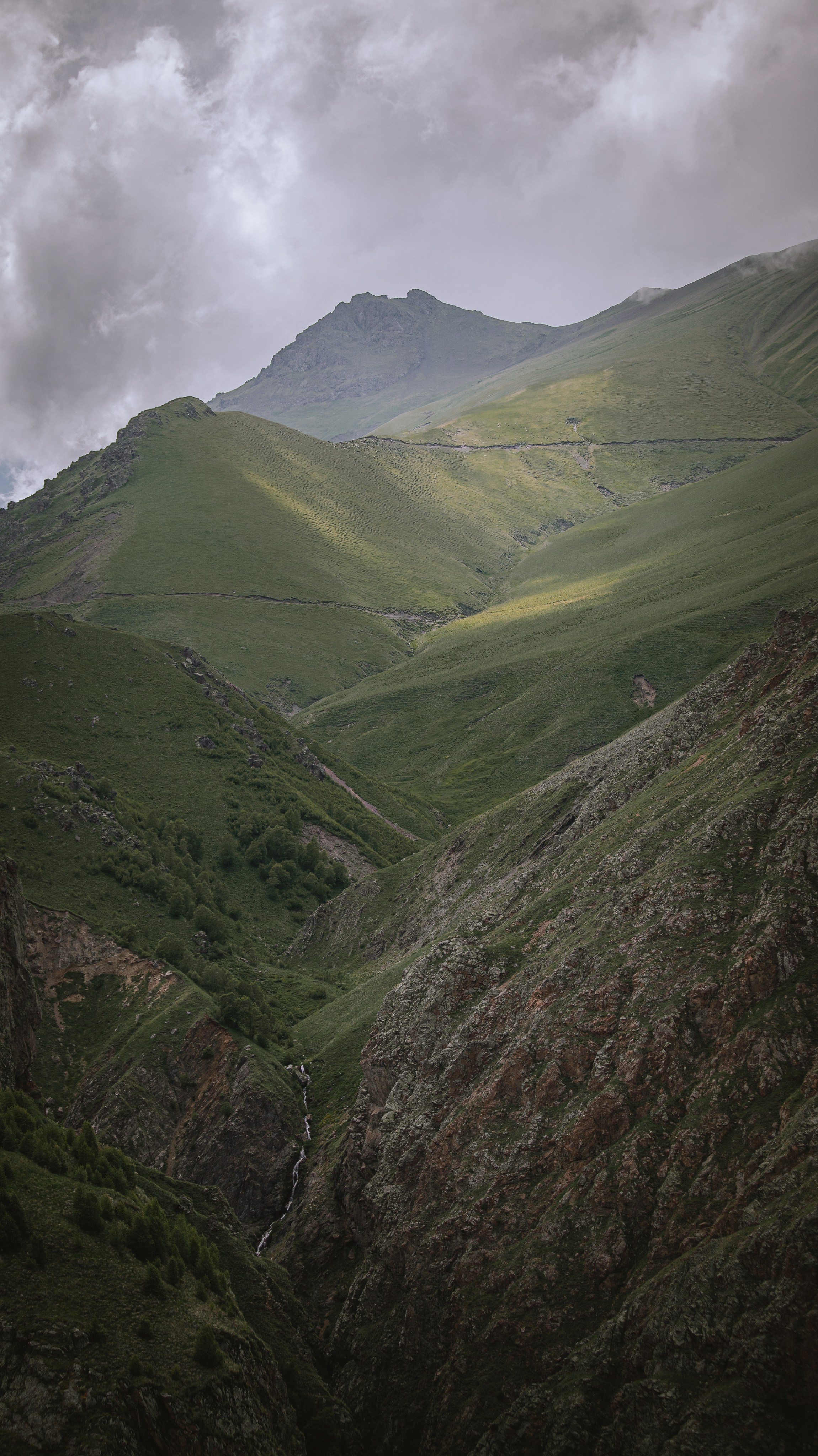 Карачаево-Черкесская Республика. Фотограф. Пейзажи, макро, портреты. Город Енакиево, без границ в съёмке