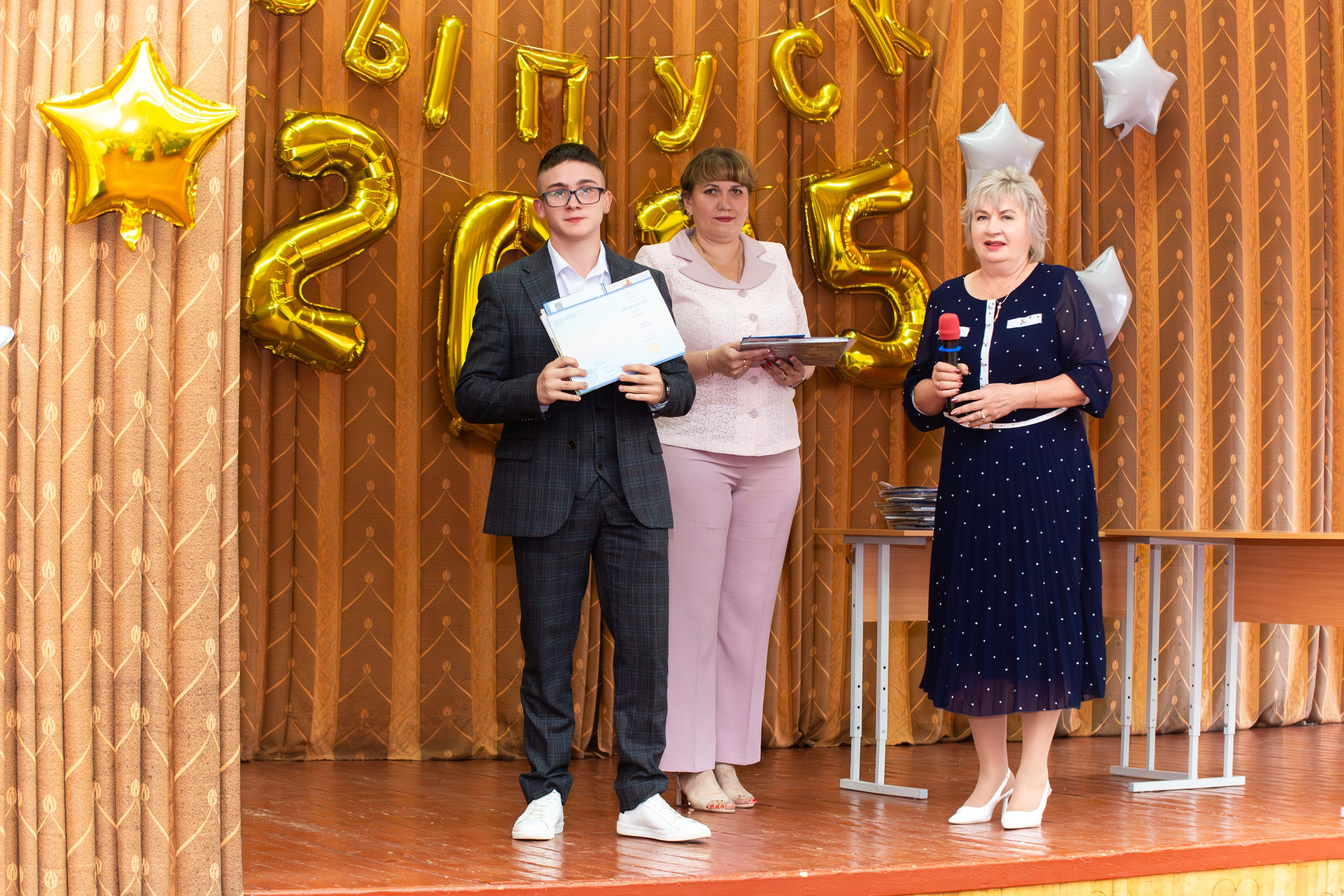 Вручение дипломов 2025 9 ШКОЛА МЦЕНСК. ТВОЙ АЛЬБОМ / ТВОИ ПРАВИЛА