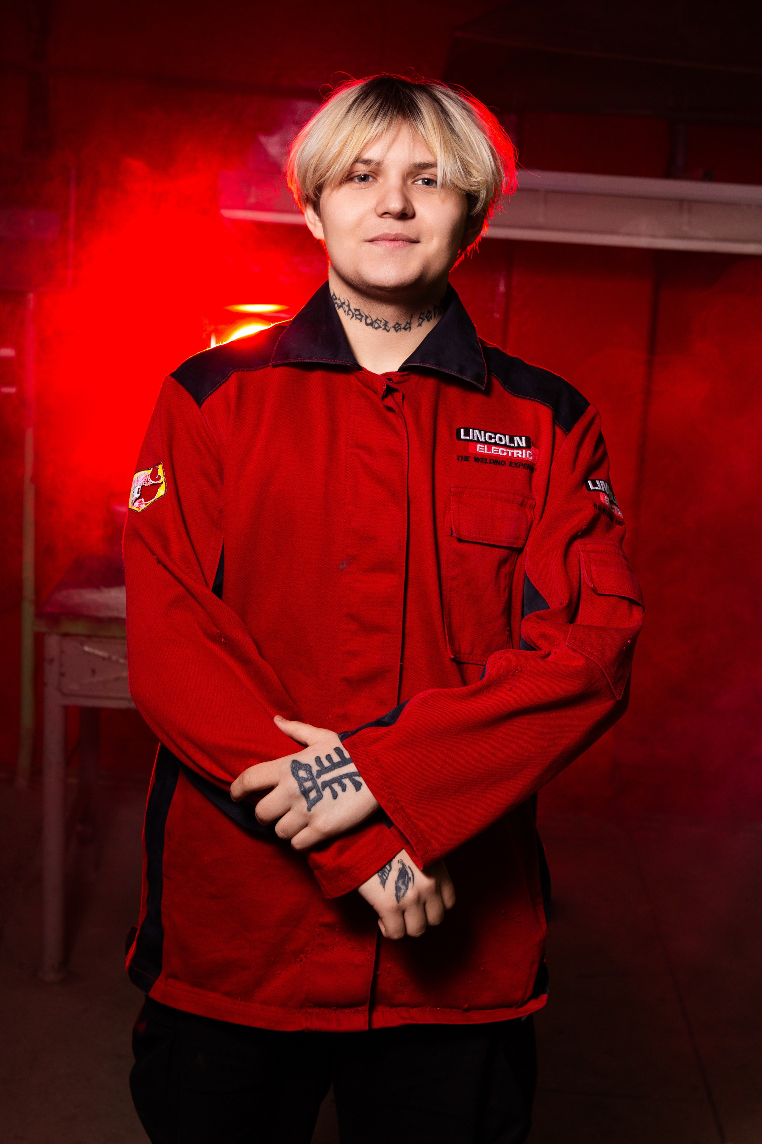 Портретная Фотосессия в Цеху для Выпускников Сварщиков | Твой Альбом Мценск. ТВОЙ АЛЬБОМ / ТВОИ ПРАВИЛА