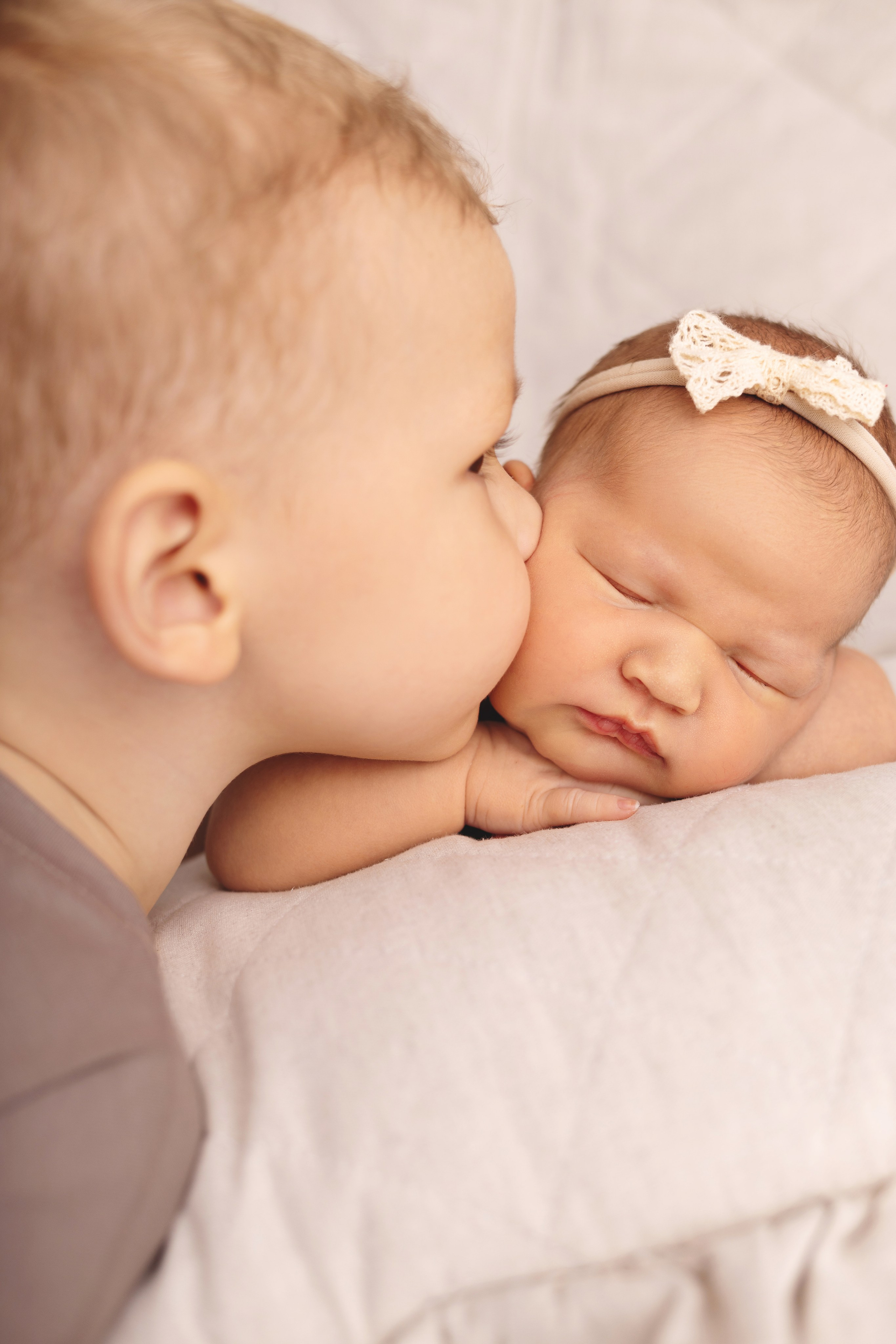 Newborn съемка в стиле Лайф. Фотограф новорожденных малышей в Омске и Омской области Эльвира Камаева