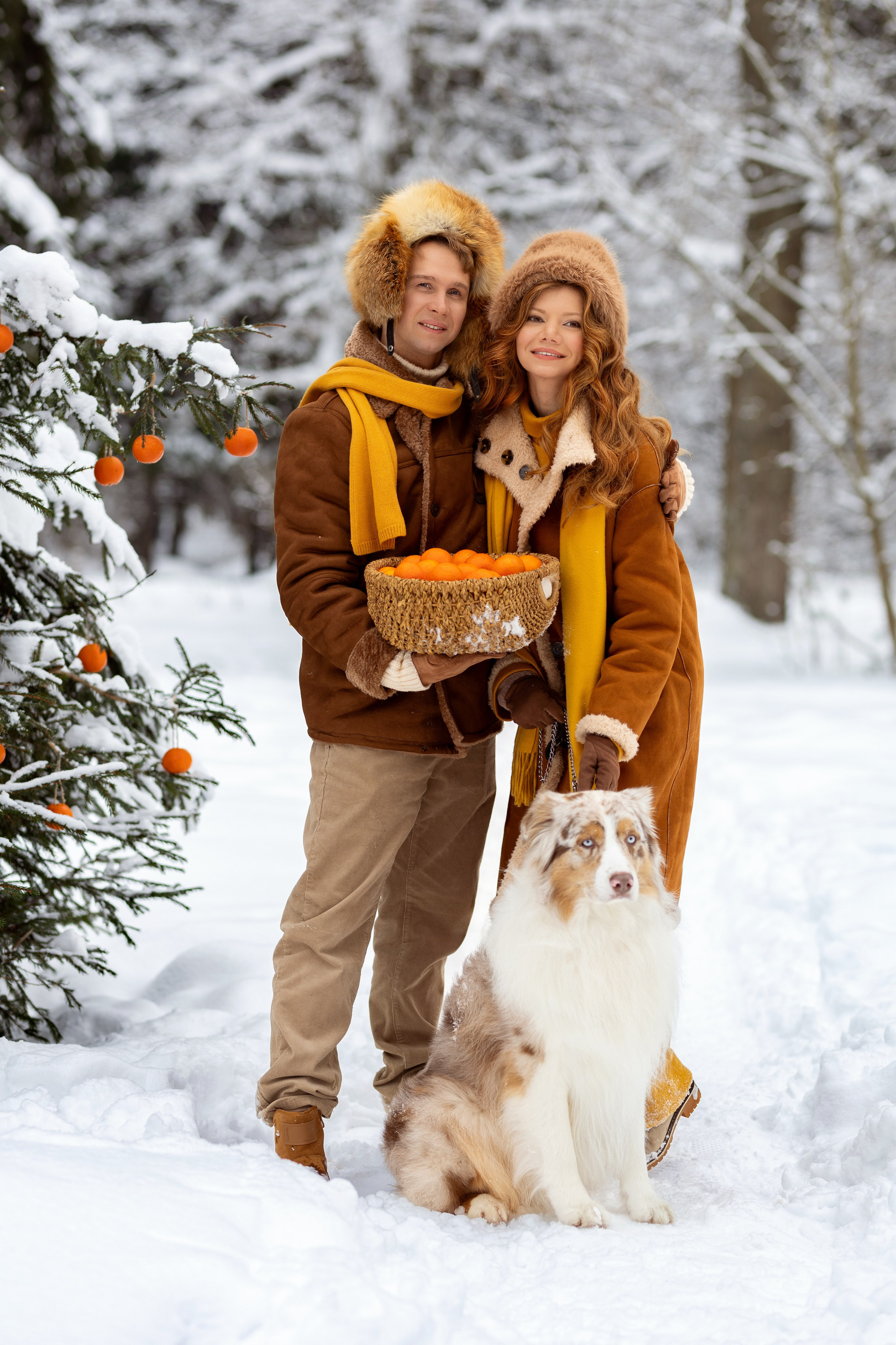 Новогодняя тематическая фотосессия для пары в лесу. Трубинова Екатерина | Семейный фотограф | Москва