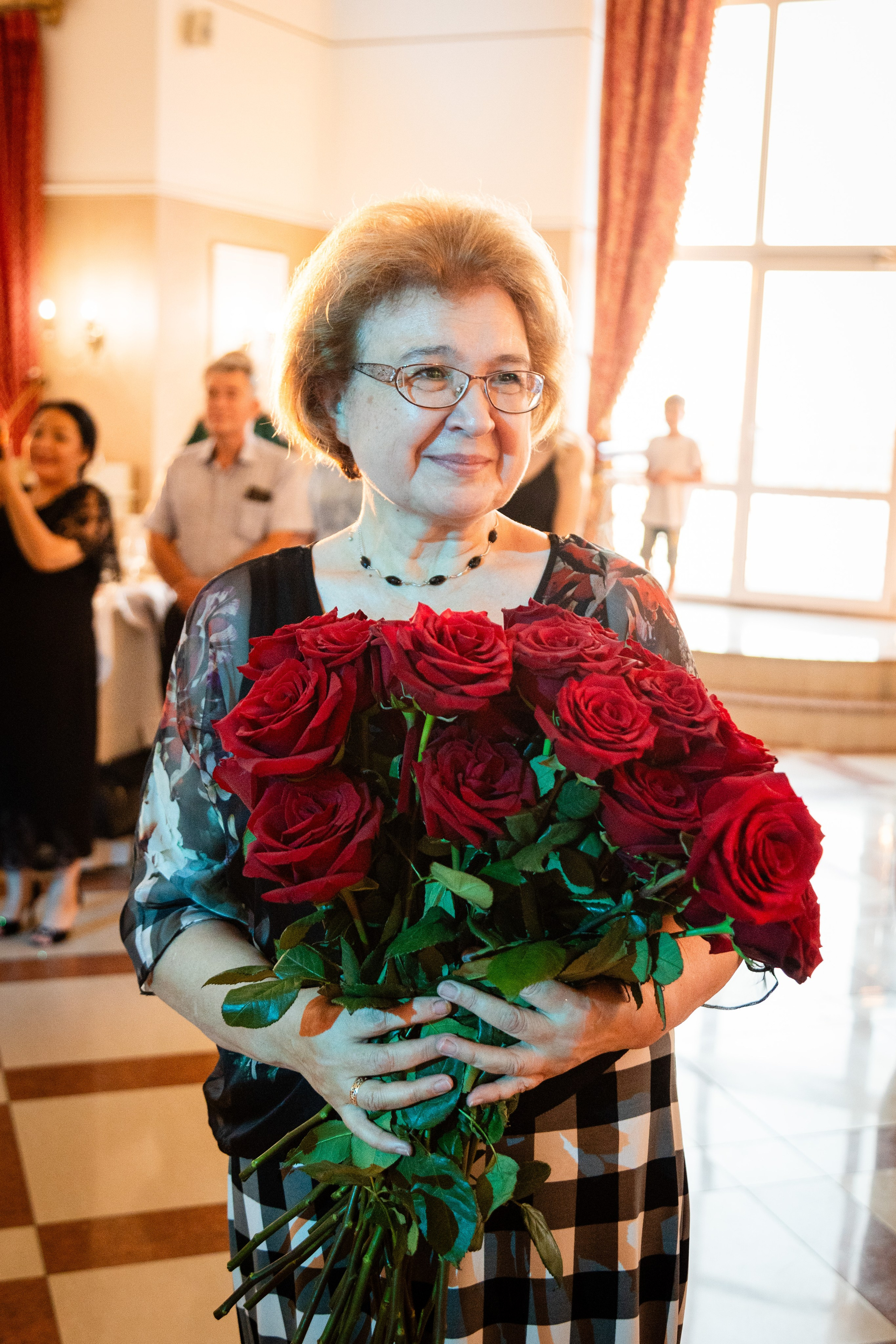 Школьный выпускной. Детский фотограф видеограф в Хабаровске Михаил Орлов