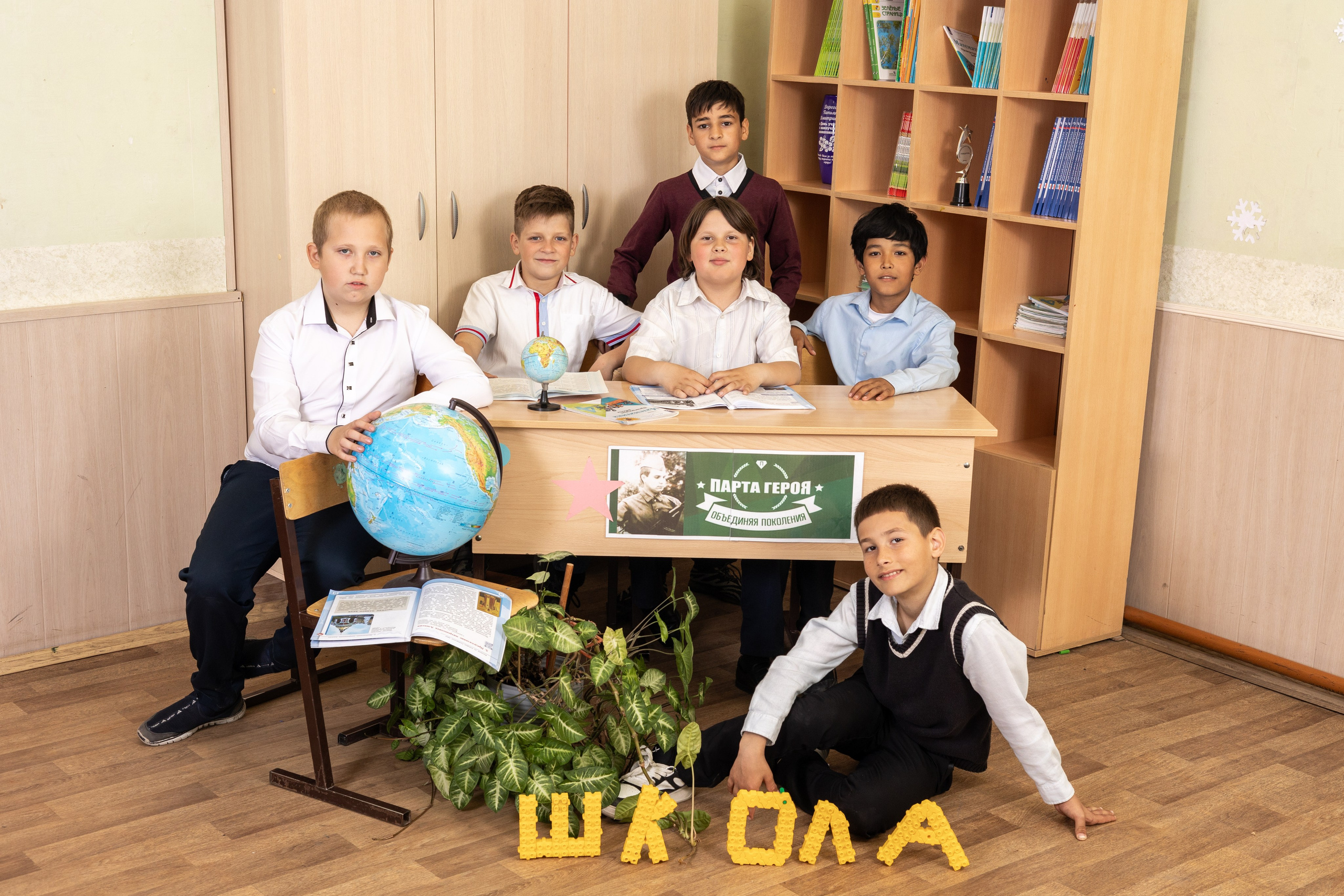 Начальная школа в школе образцы. Выпускные альбомы в г. Самара, Самарская область