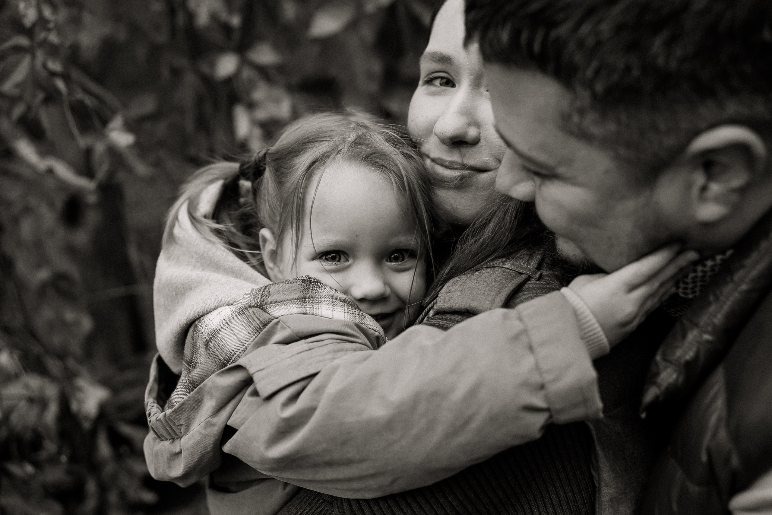 Семья — когда мы обнимаемся ❤️. Семейный фотограф в Москве Ирина Жур