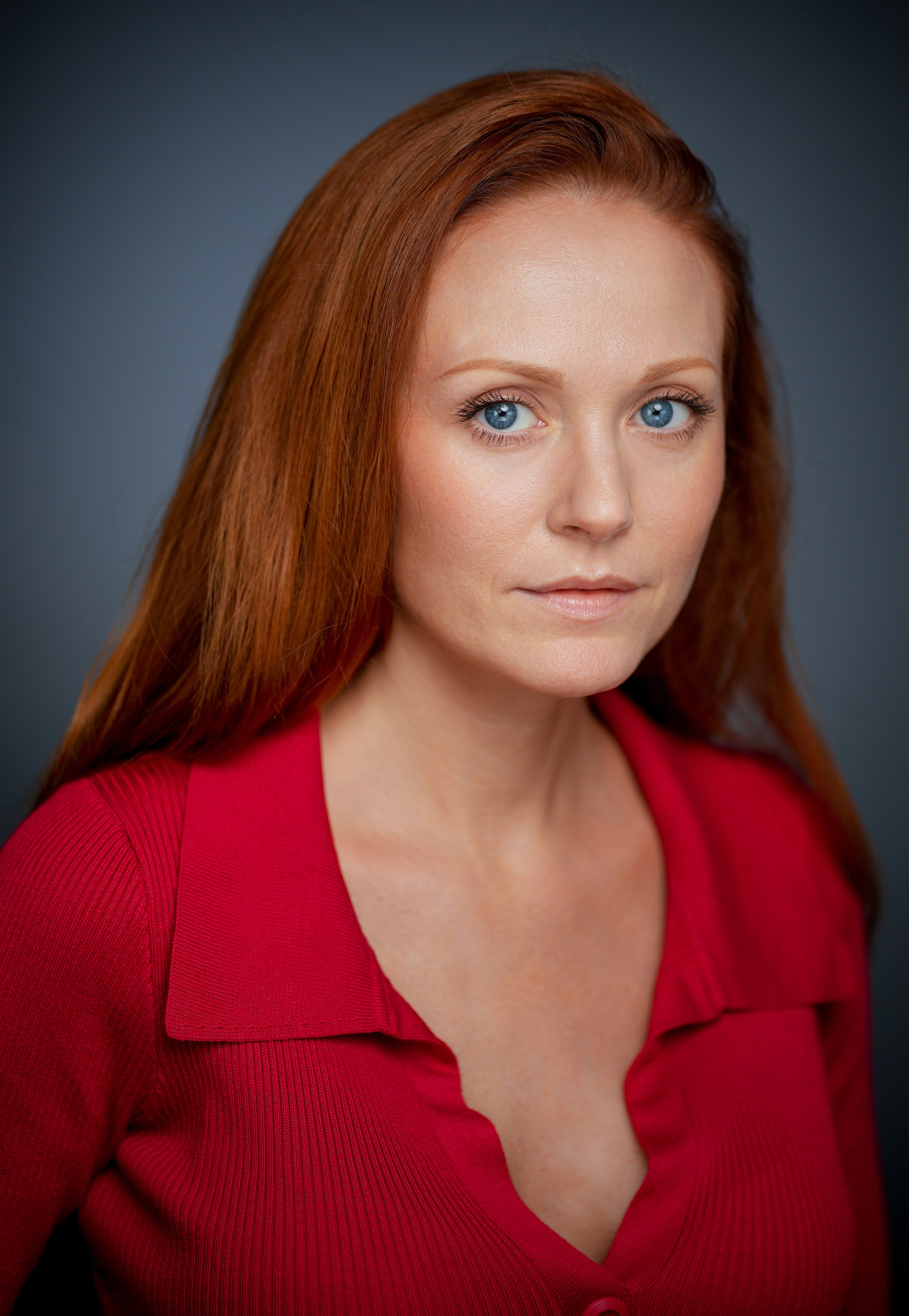 Актриса Софья Золотая. Портретная съемка в Москве, студийный фотограф Игорь Фомин