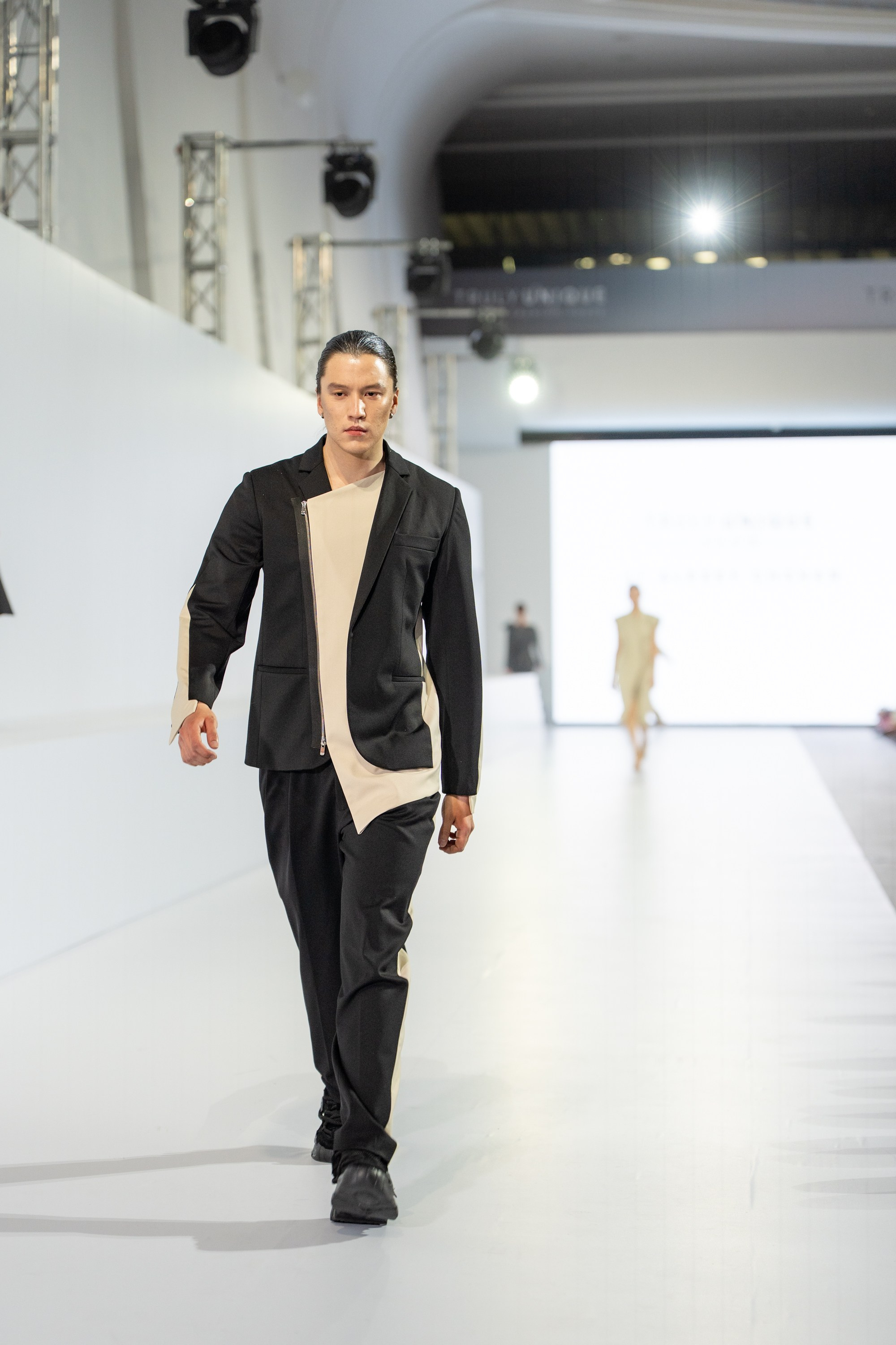 Truly Unique by Alexey ChZhen. Сайт Алматинского НЮ АРТ, будуар и фэшн фотографа Дениса Карпенко