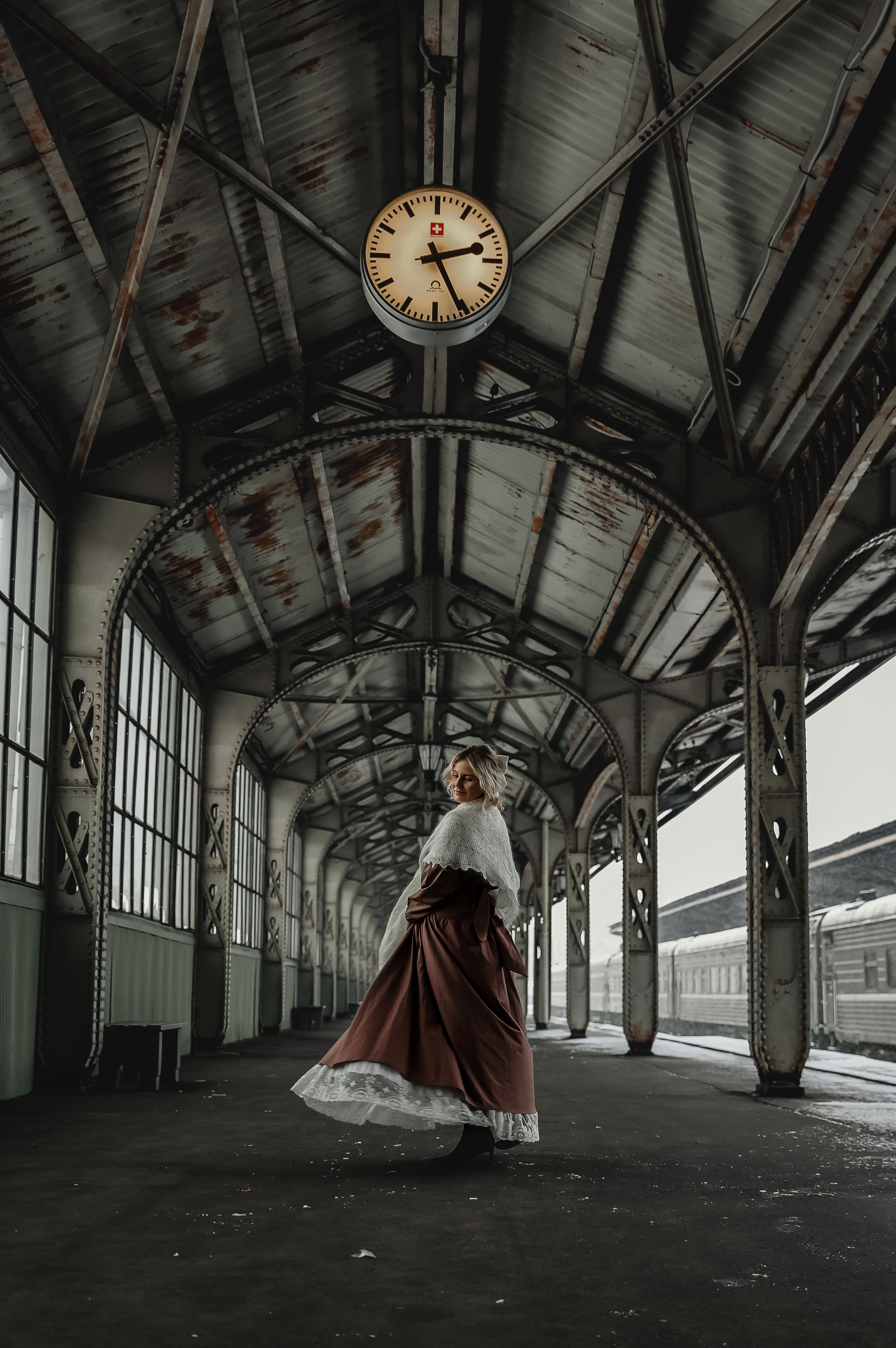 Ретро съемка на Витебском вокзале. Фотограф — Татьяна Кириллова, г. Санкт-Петербург