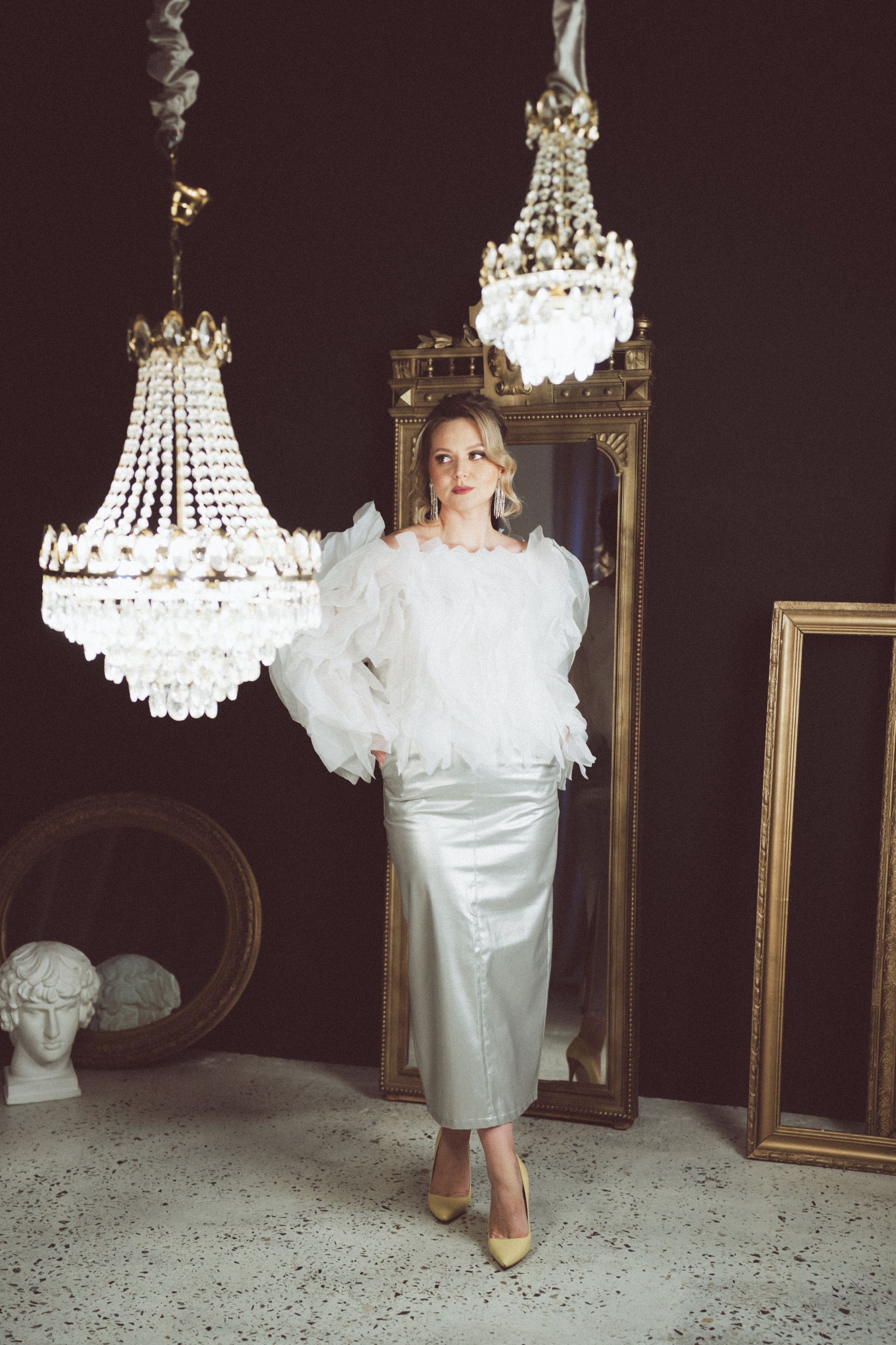 НОВОГОДНЯЯ ФОТОСЕСИИЯ В СТУДИИ ДЛЯ ДЕВУШКИ И ПРОГУЛКА ПО ЧЕРНЫШЕВСКОЙ. Профессиональный фотограф, Санкт-Петербург — Виктория Богомолова