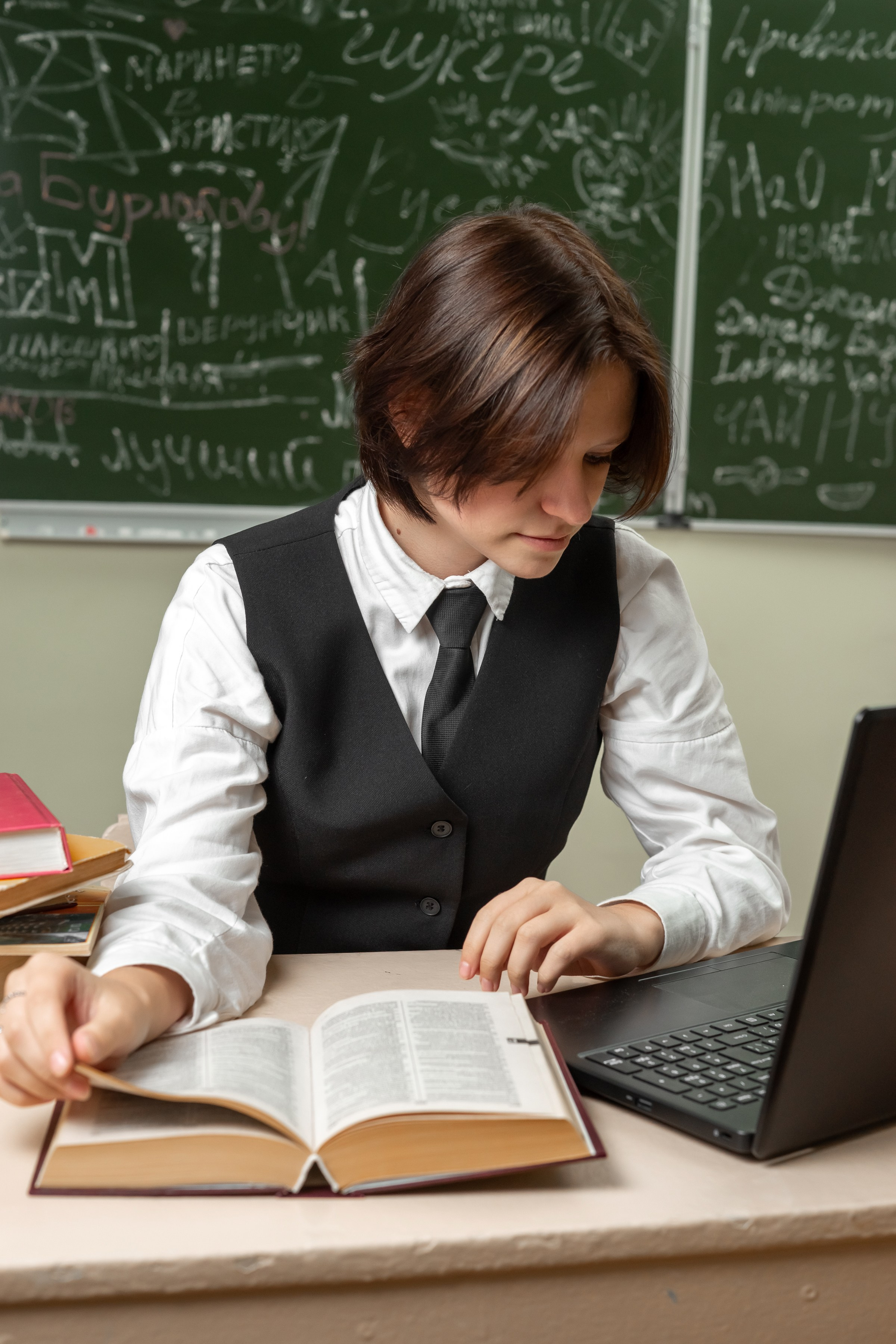 Портеты в обстановке класса. Ольга Плаксина фотограф в Саратове