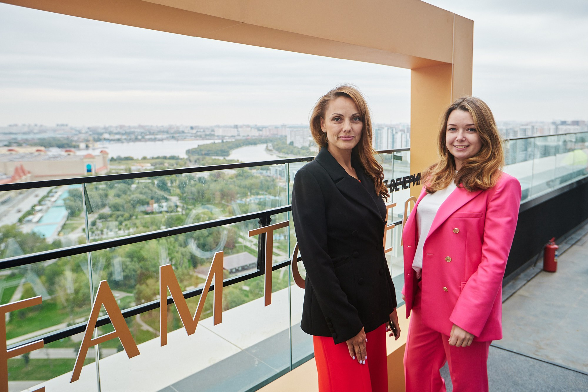 Открытие продаж DreamTowers — репортажная съёмка PR-мероприятия в Москве. Репортажный фотограф в Москве — Дмитрий Тарасов | Съёмка мероприятий, концертов, корпоративов