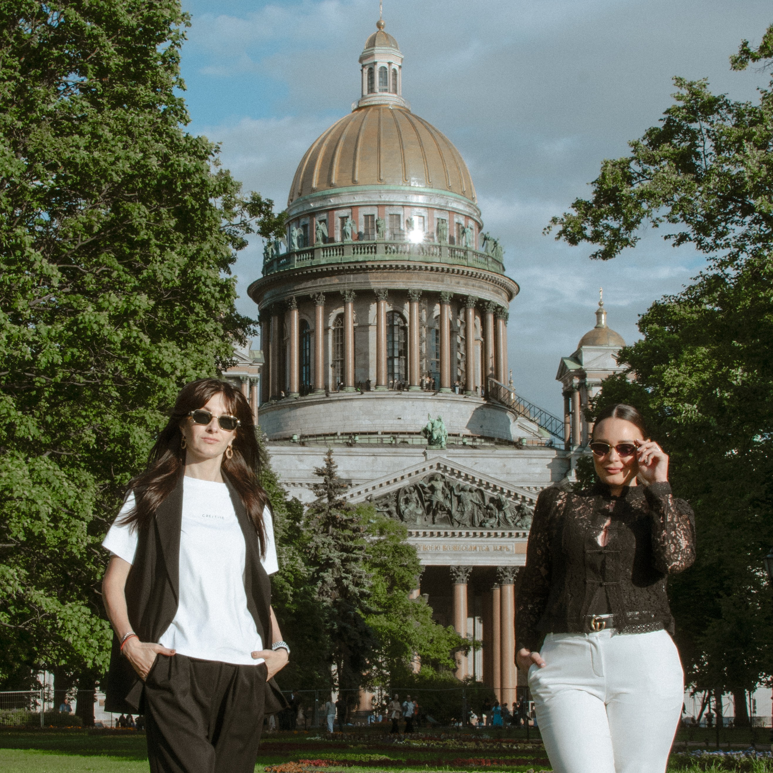 Masha & Masha в Петербурге. Фотограф в Санкт-Петербурге Ксения Яковчук