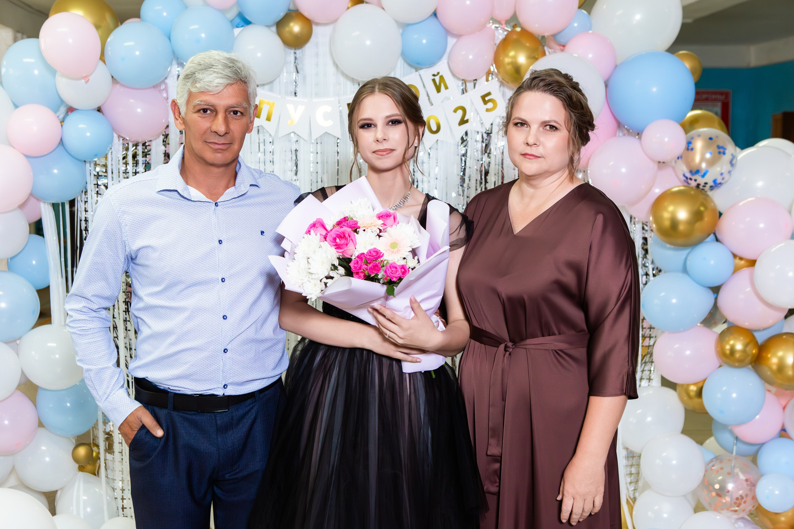 ФОТОСЕССИЯ С РОДИТЕЛЯМИ ВЫПУСКНОЙ 2025 9 ШКОЛА МЦЕНСК. ТВОЙ АЛЬБОМ / ТВОИ ПРАВИЛА