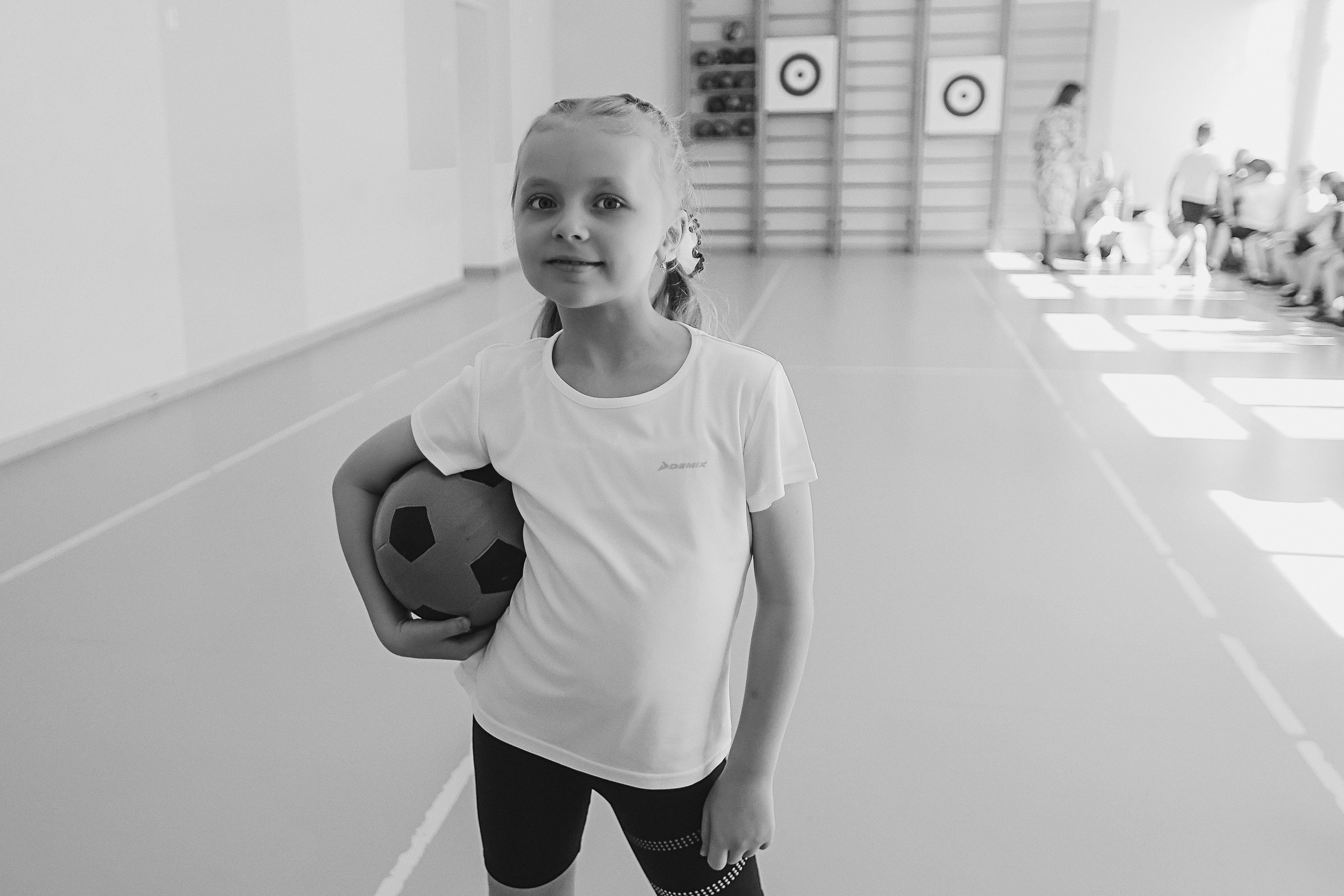 Один день в школе 1 класс. Семейный фотограф Тюмень, фотограф на роды Салмина Мария