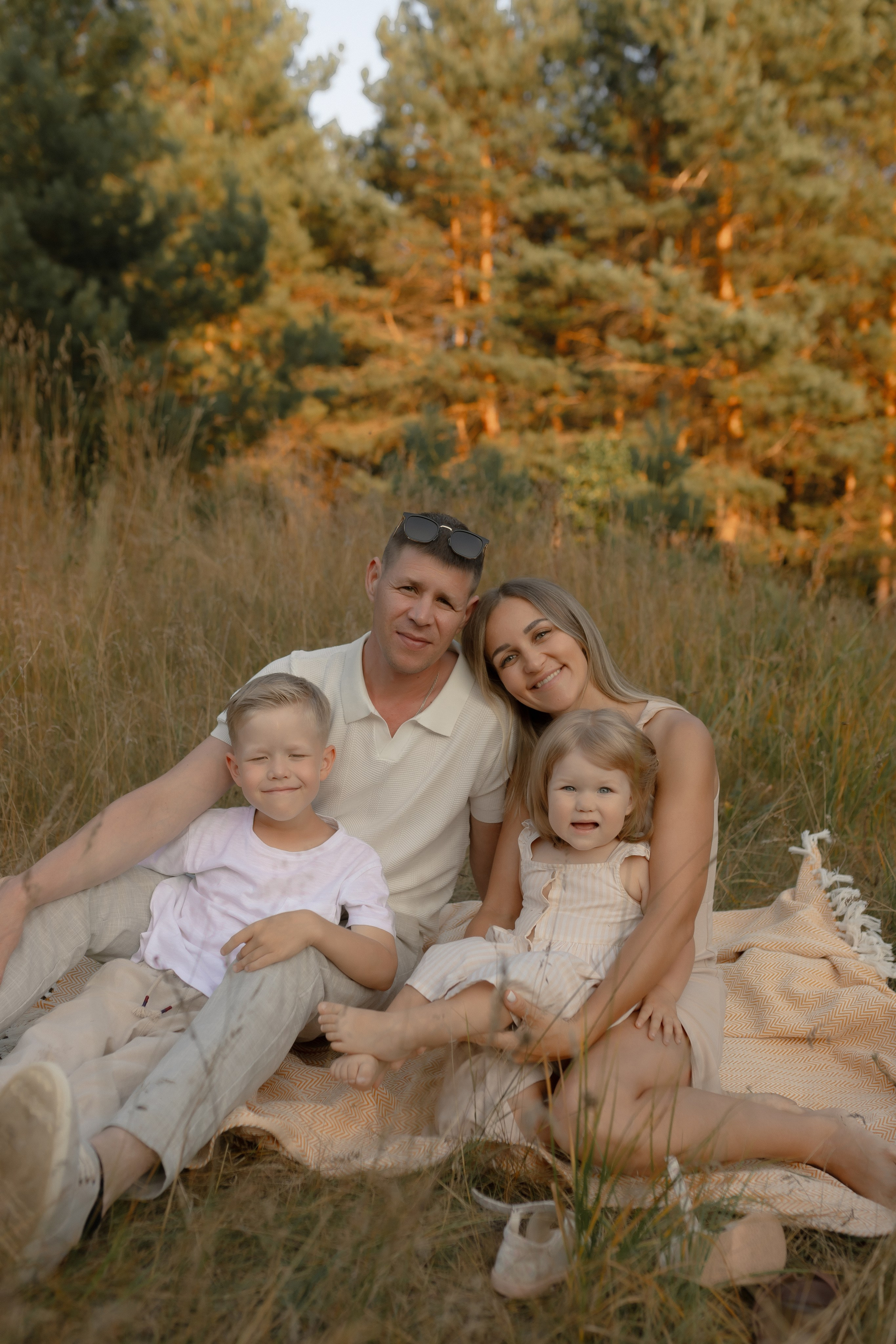 Алексей, Мария, Ваня и Варя. Фотограф Татьяна Семенова