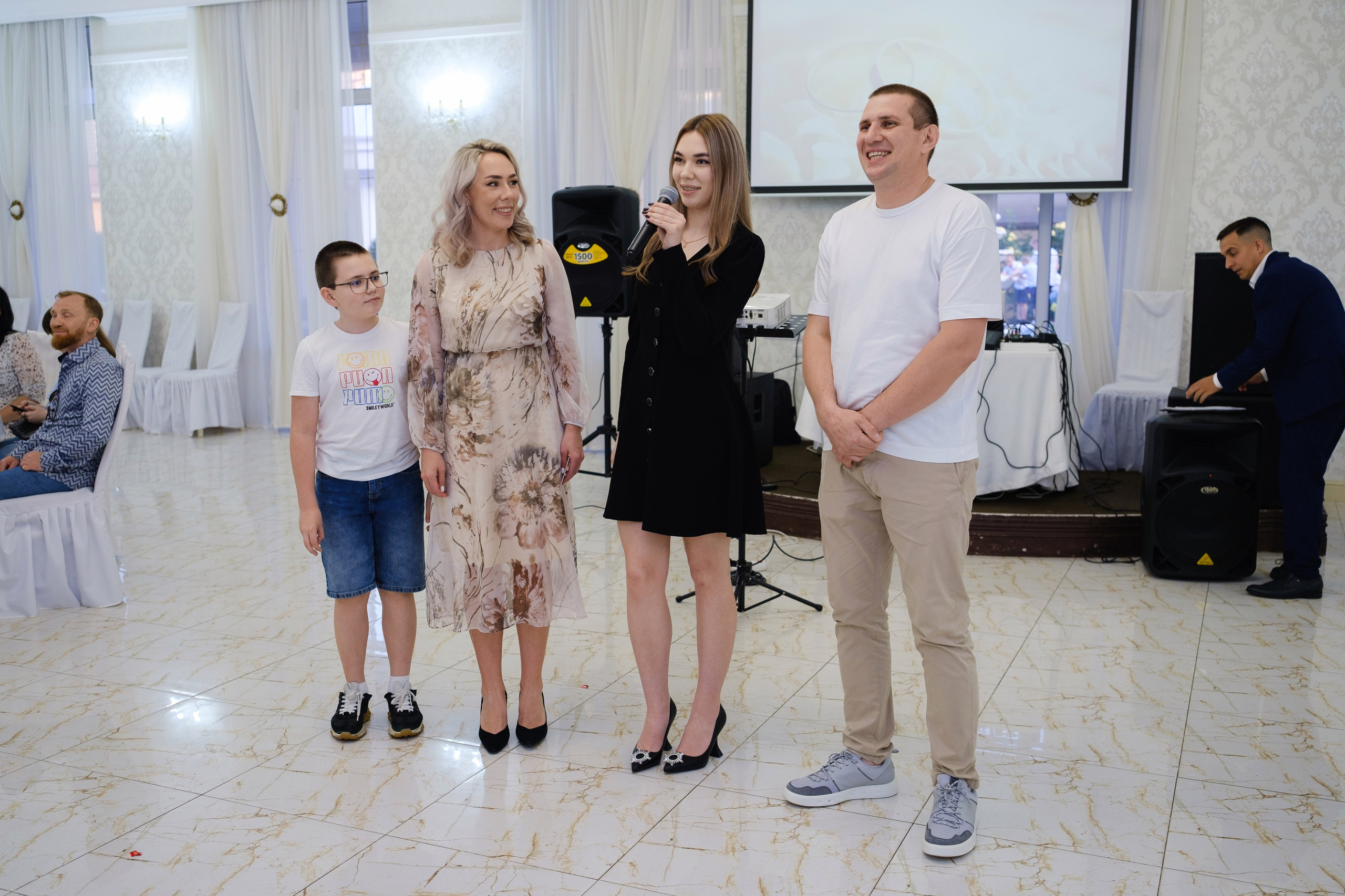 Дмитрий и Дарья. Свадебный фотограф | репортаж | праздники | крещение