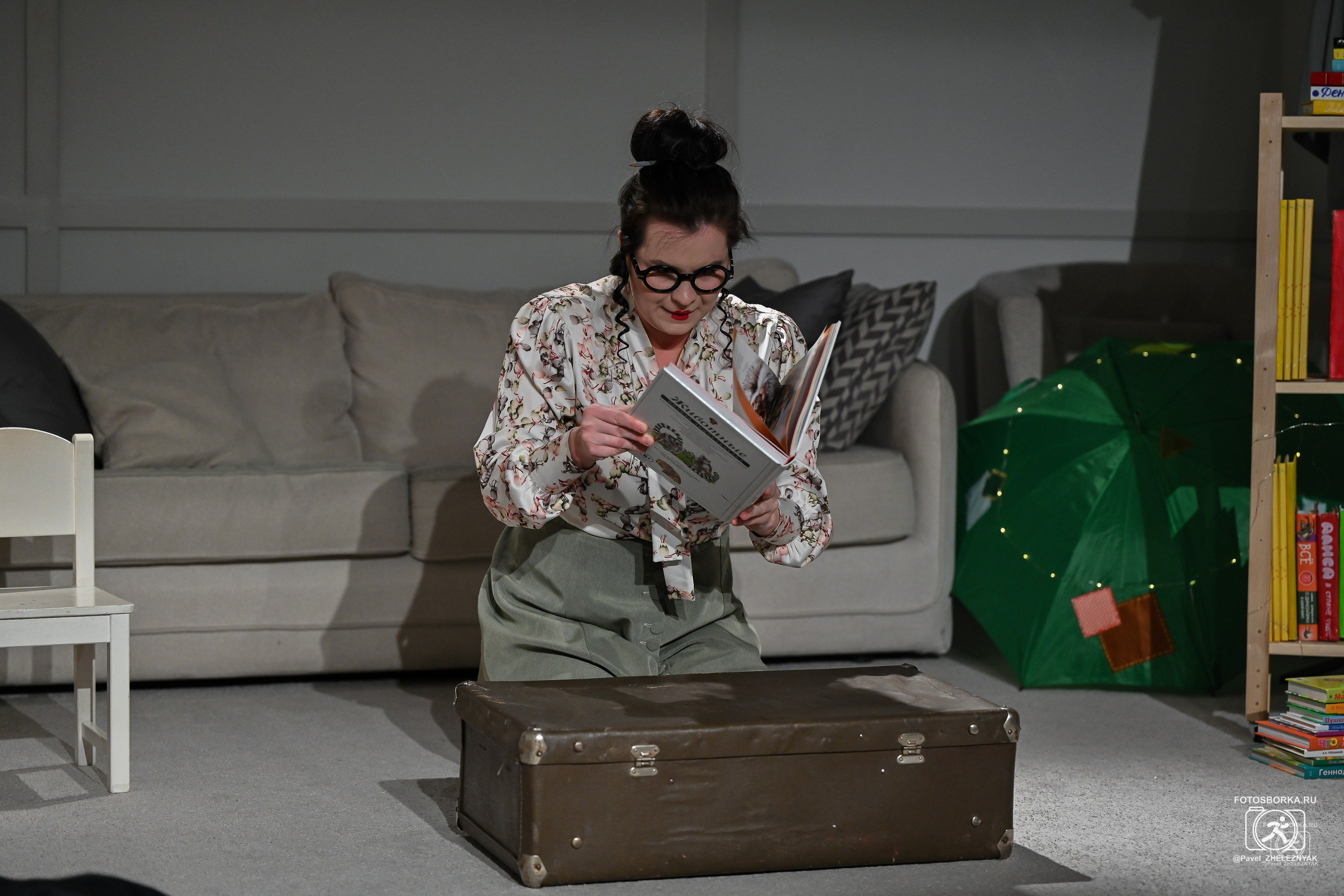 Маленький театр «УЖиК». Спектакль «Волшебная библиотека». ФОТОСБОРКА