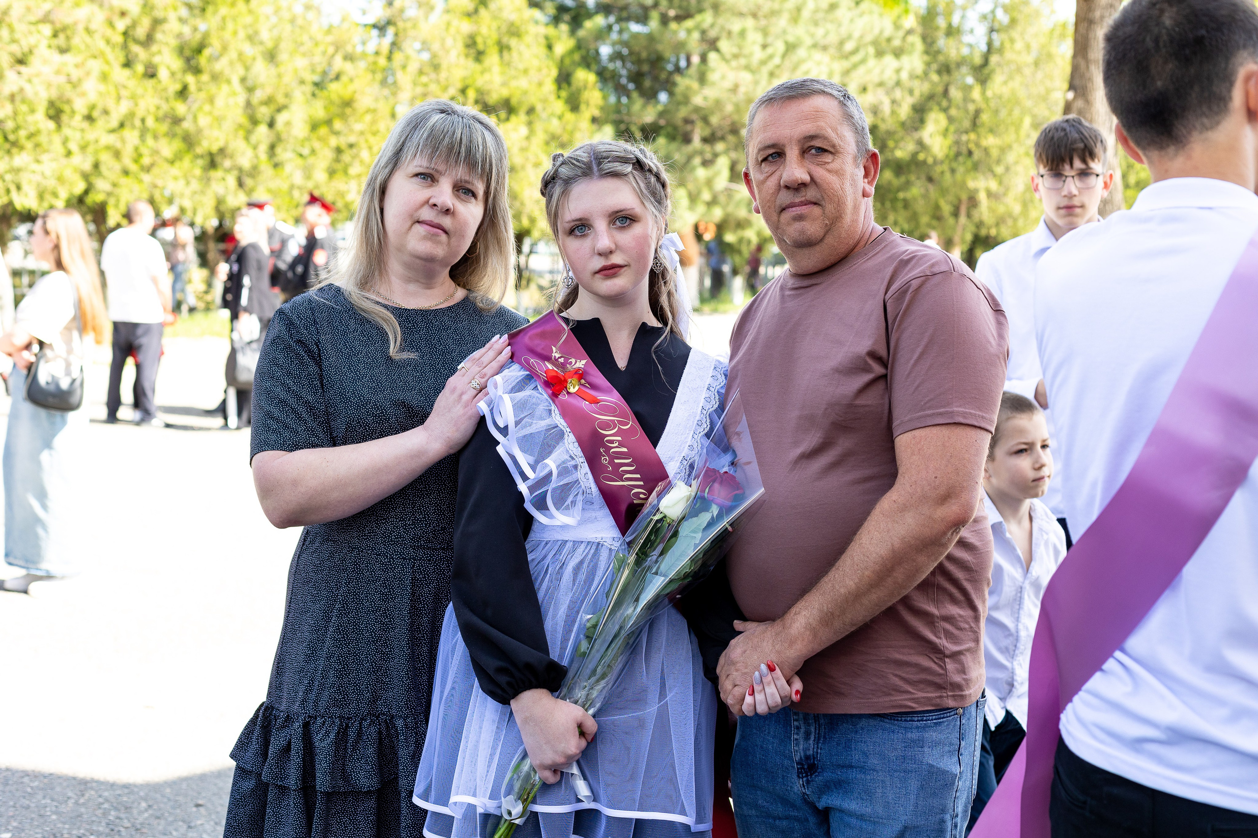 Последний звонок. Выпускные альбомы Майкоп, Краснодар Елена Золотарева