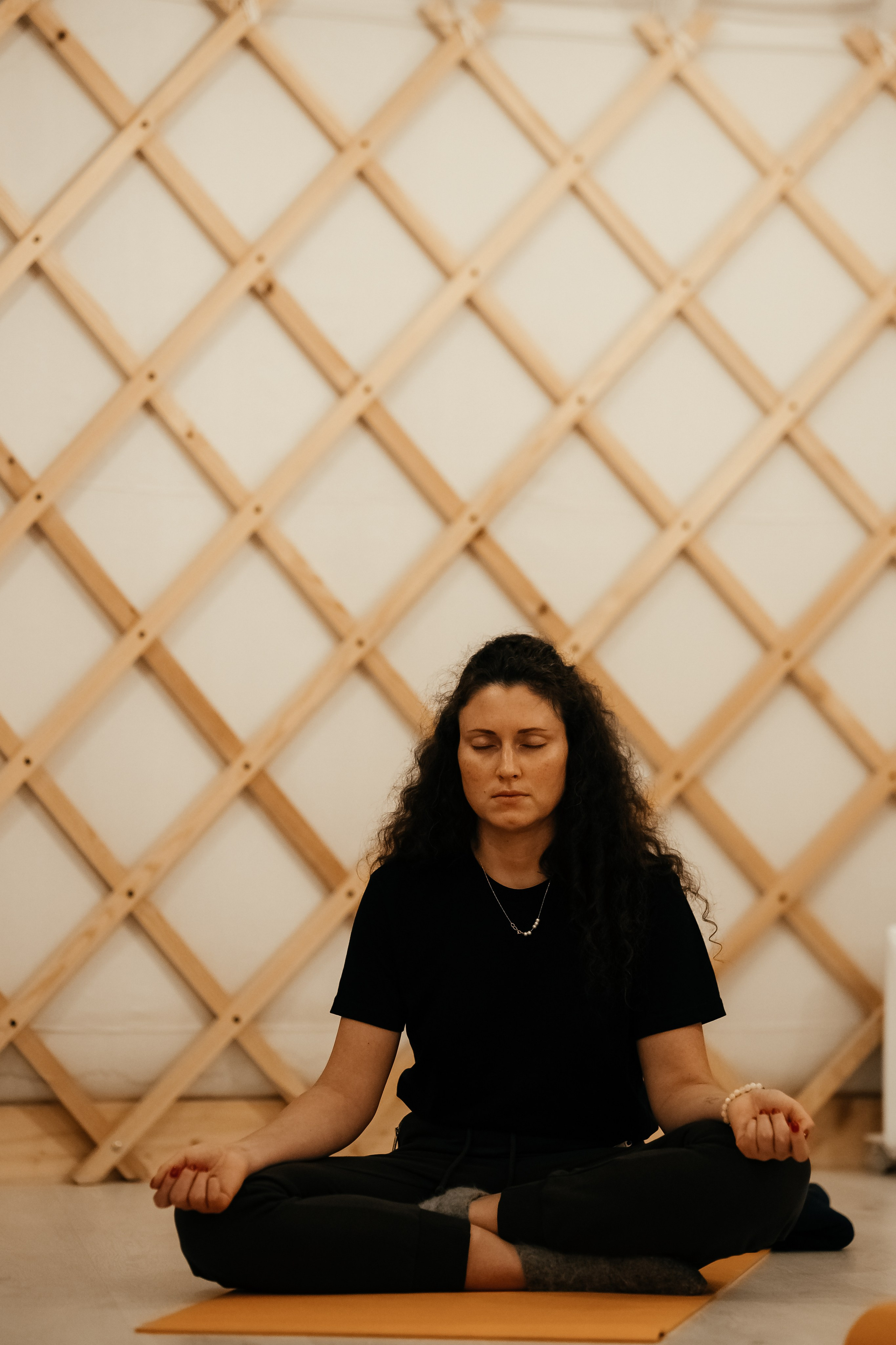 Йога в Юрте. ФОТО ВИДЕО ПРОДАКШН Санкт-Петербург Москва фотограф Мария Хрусталева