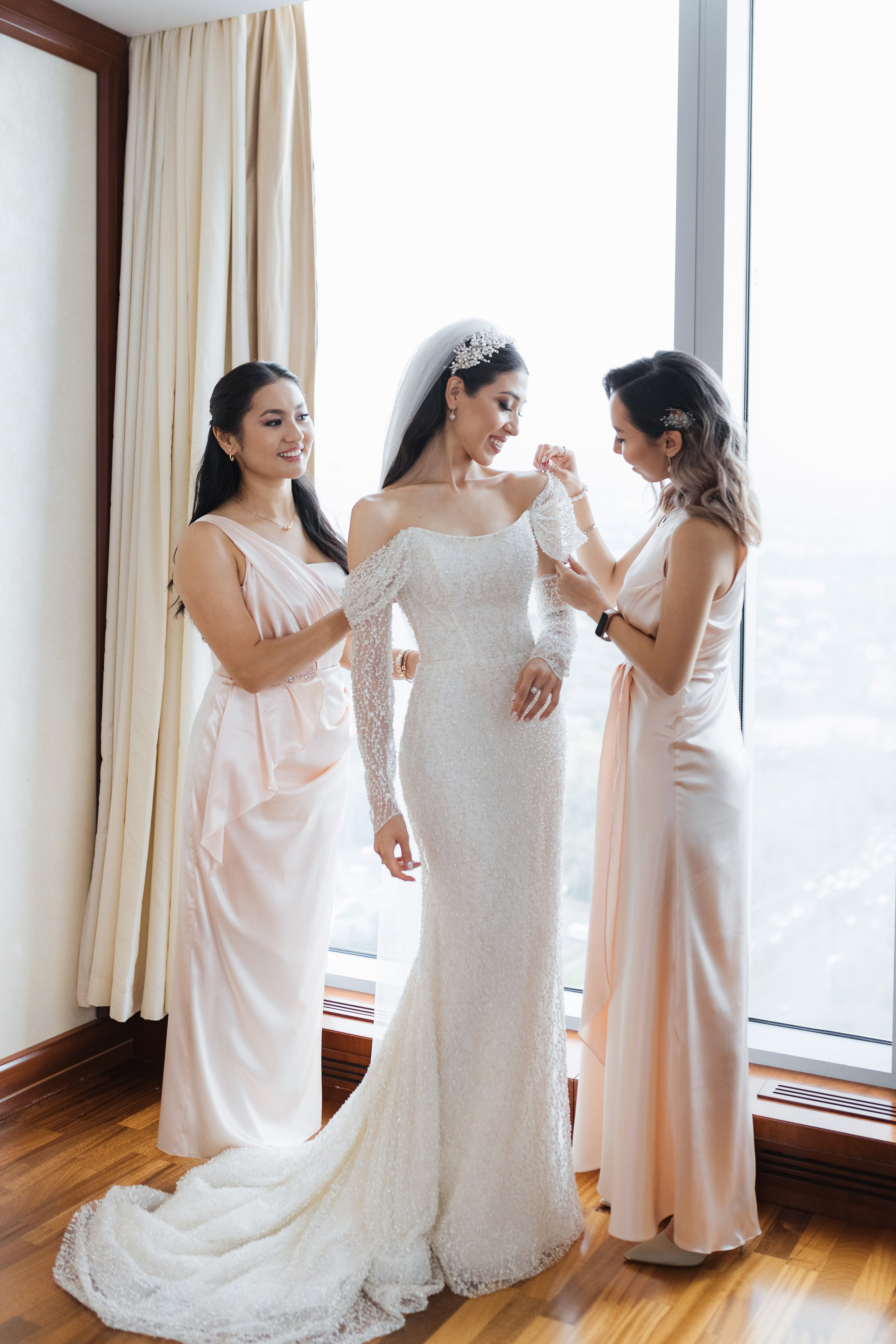 Акрам и Азиза