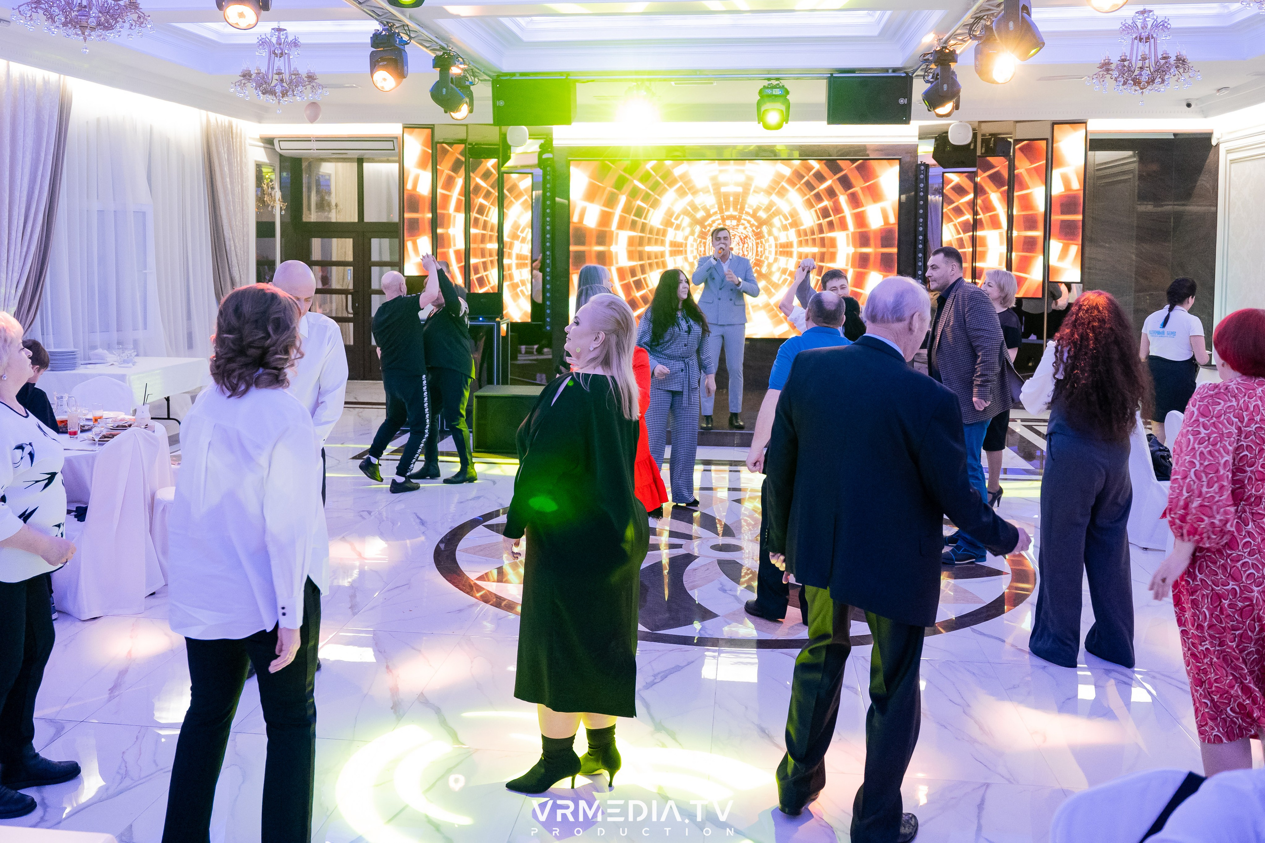 Выходные в ресторане «Лазурный берег»