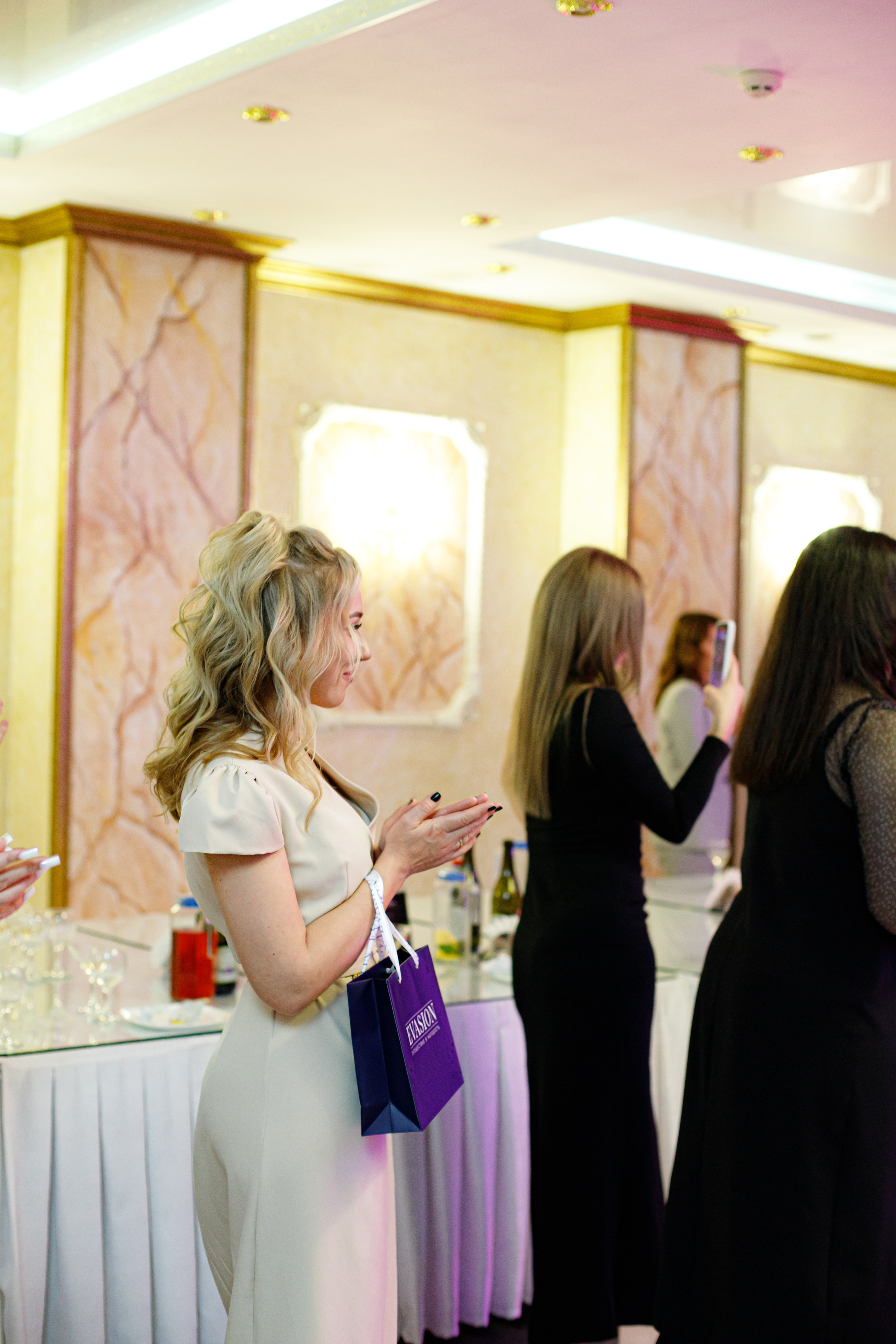 ELOSMED. Photokarish