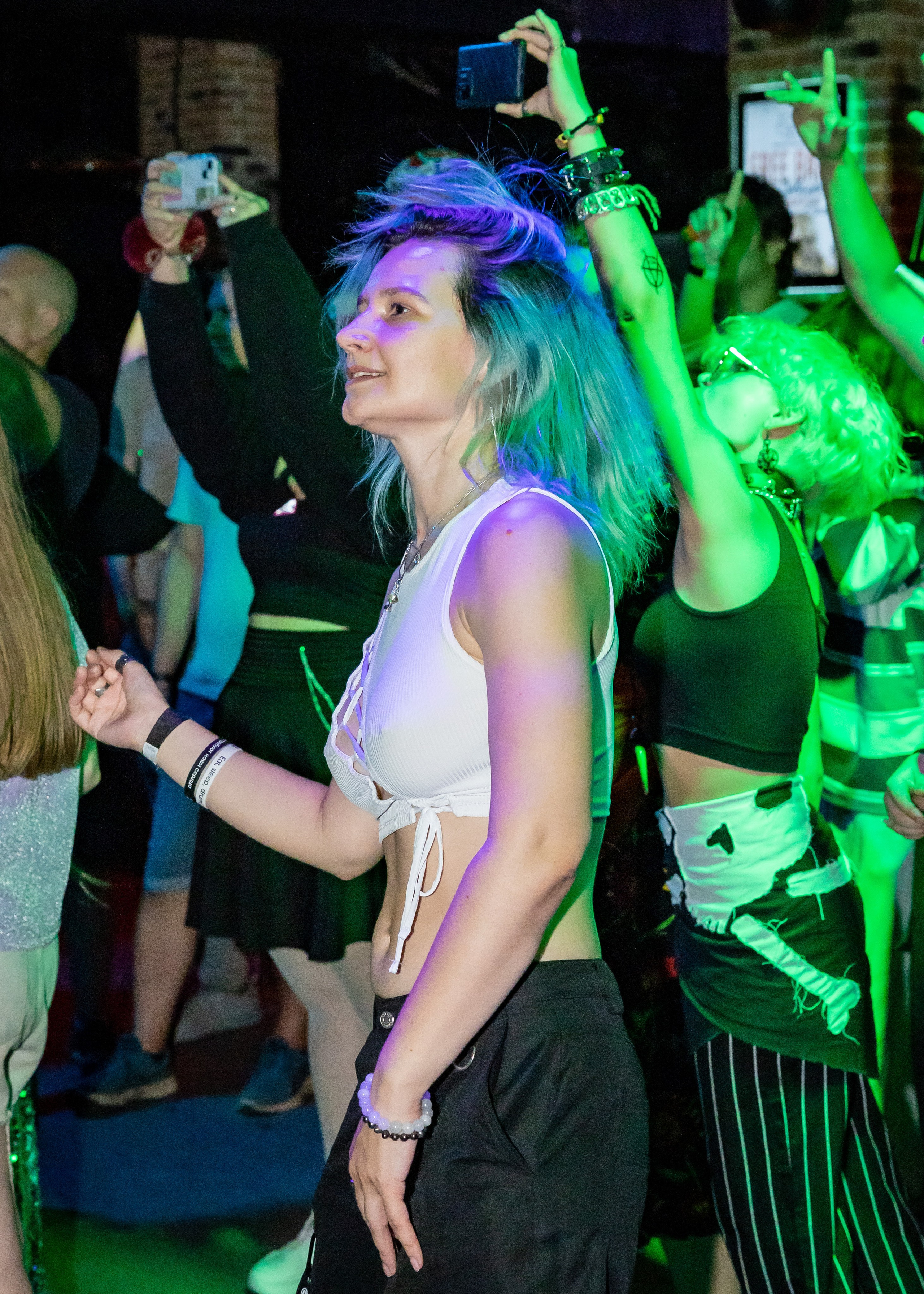 Концерт «Не Школа Барабанов» в Клубе «SOVA». Фотограф Владимир Охрименко