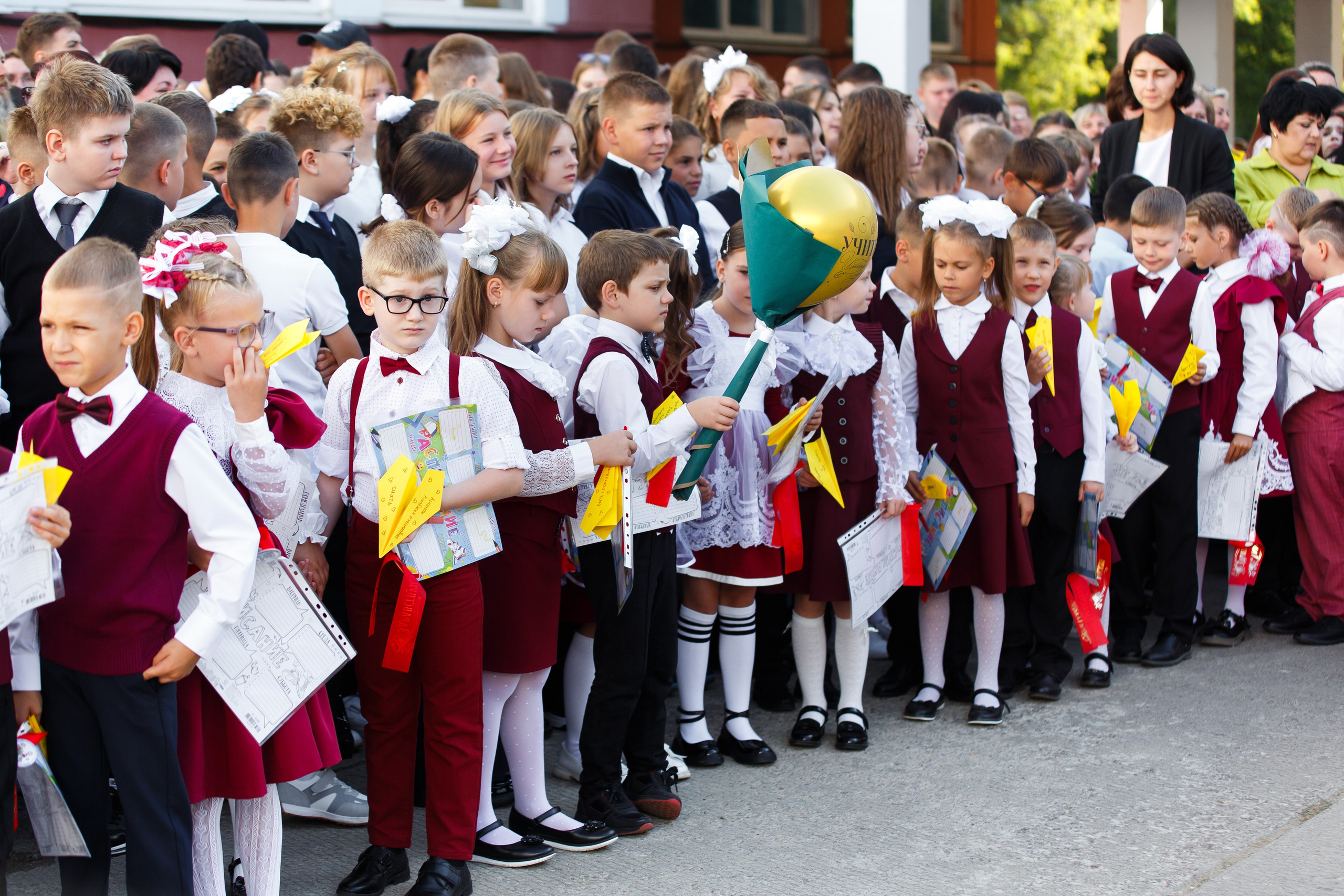 01 СЕНТЯБРЯ 2024 (МБОУ г. Мценска «Средняя школа № 9»). Профессиональный фотограф в Мценске и Орловской области