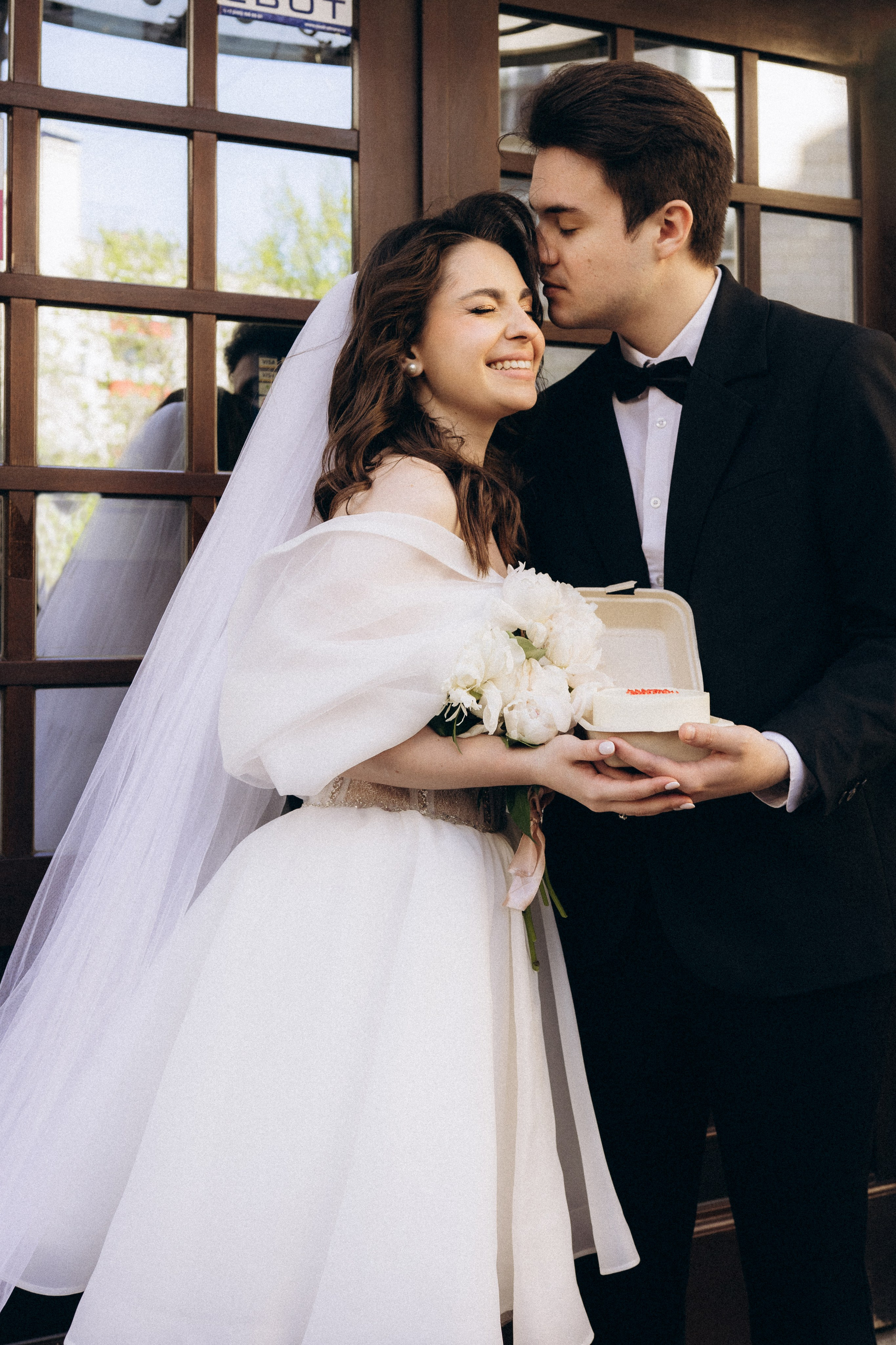 Свадебная фотопрогулка в Москве по центру города. Свадебный фотограф в Москве Анна Полушина