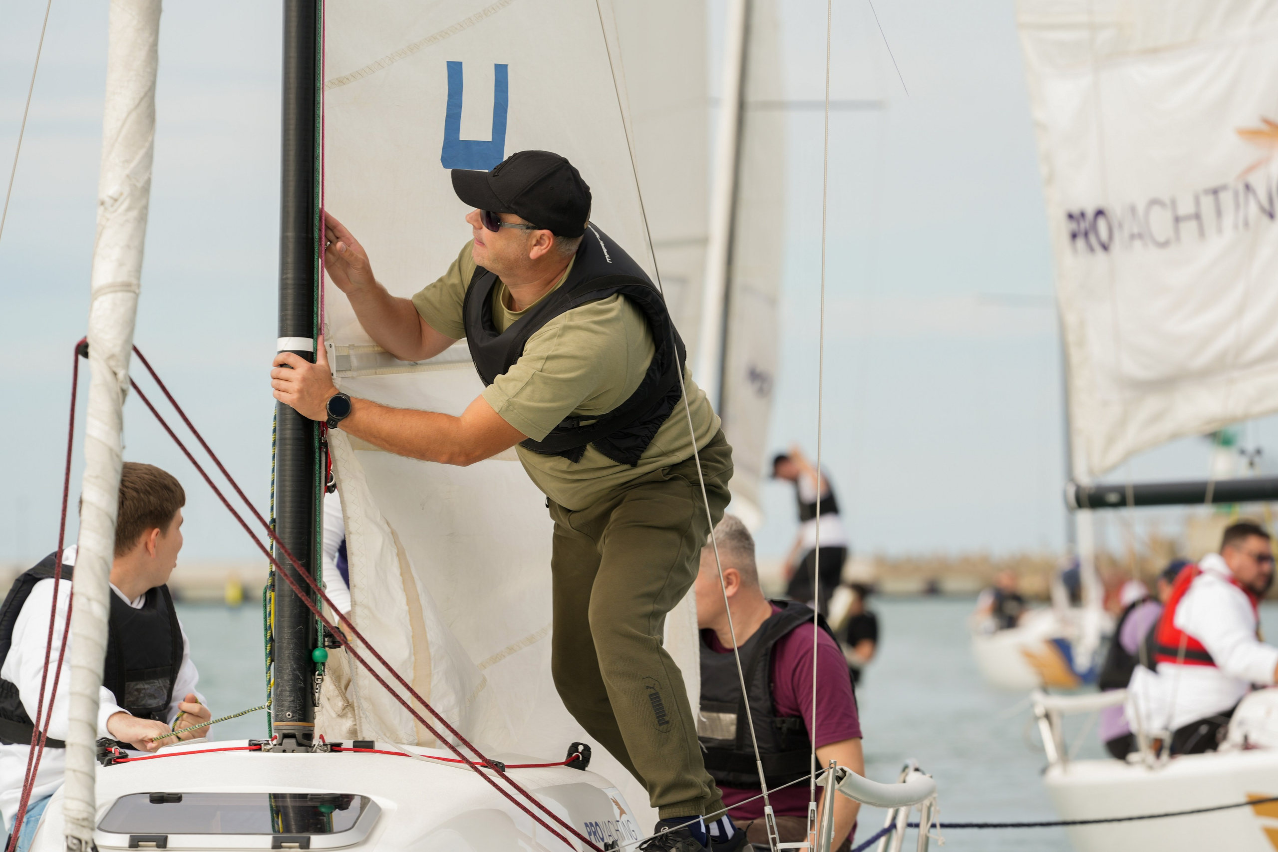 Яхтенная регата для компании Агрегатка. Репортажный фотограф в Красной Поляне и Сочи Павлюченко Екатерина