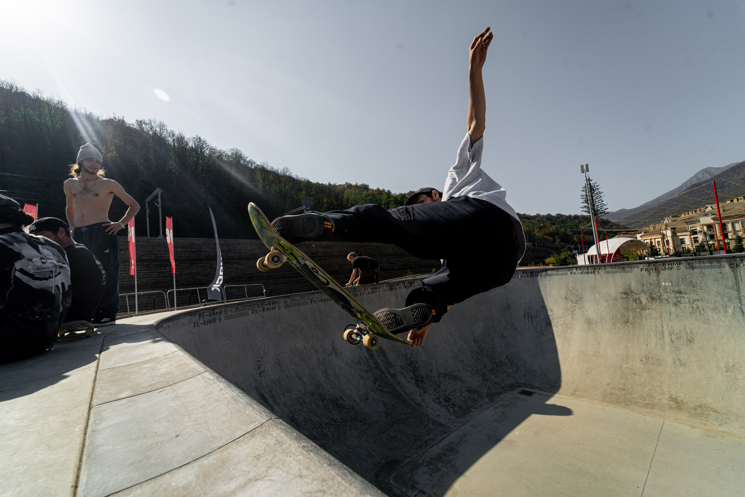 Чемпионат России по скейтбордингу на курорте Красная Поляна 2022. Репортажный фотограф в Красной Поляне и Сочи Павлюченко Екатерина