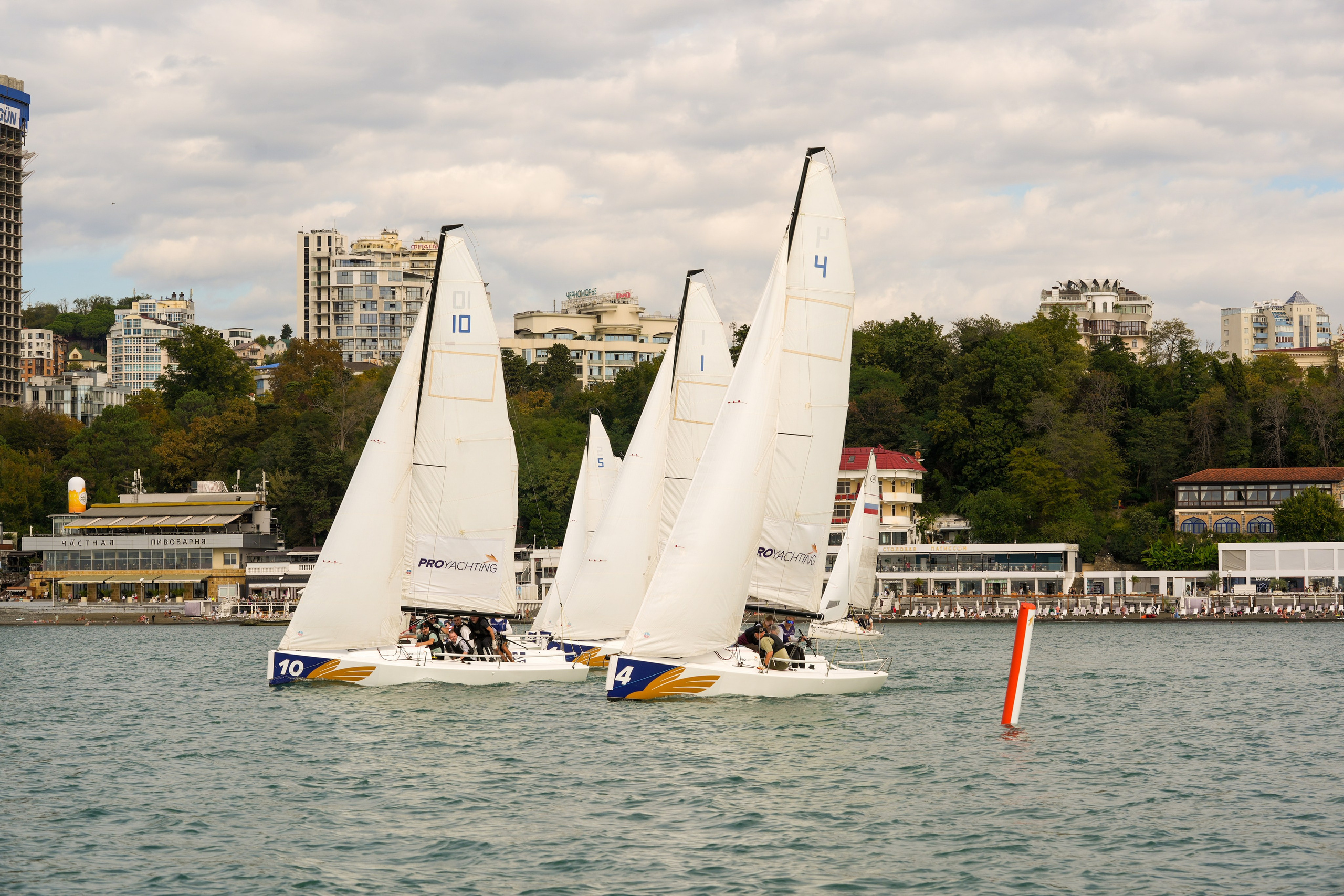 Яхтенная регата для компании Агрегатка. Репортажный фотограф в Красной Поляне и Сочи Павлюченко Екатерина
