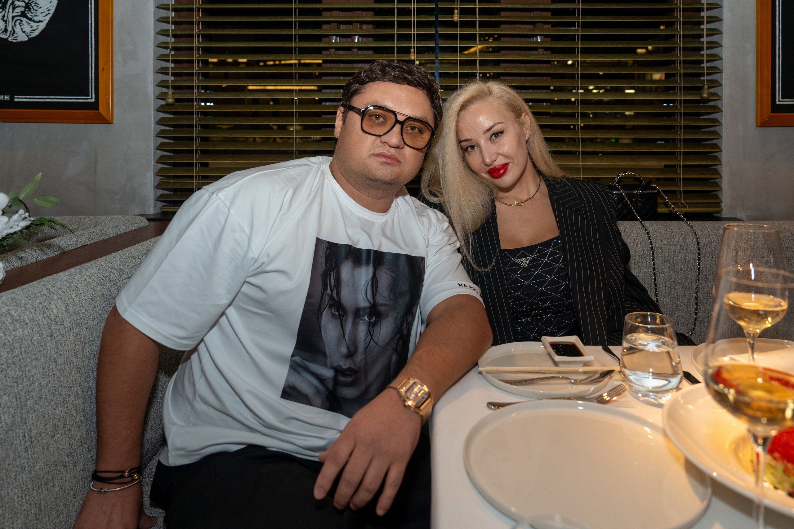 Новый год 2025 в ресторане Сахалин. Репортажный фотограф в Красной Поляне и Сочи Павлюченко Екатерина