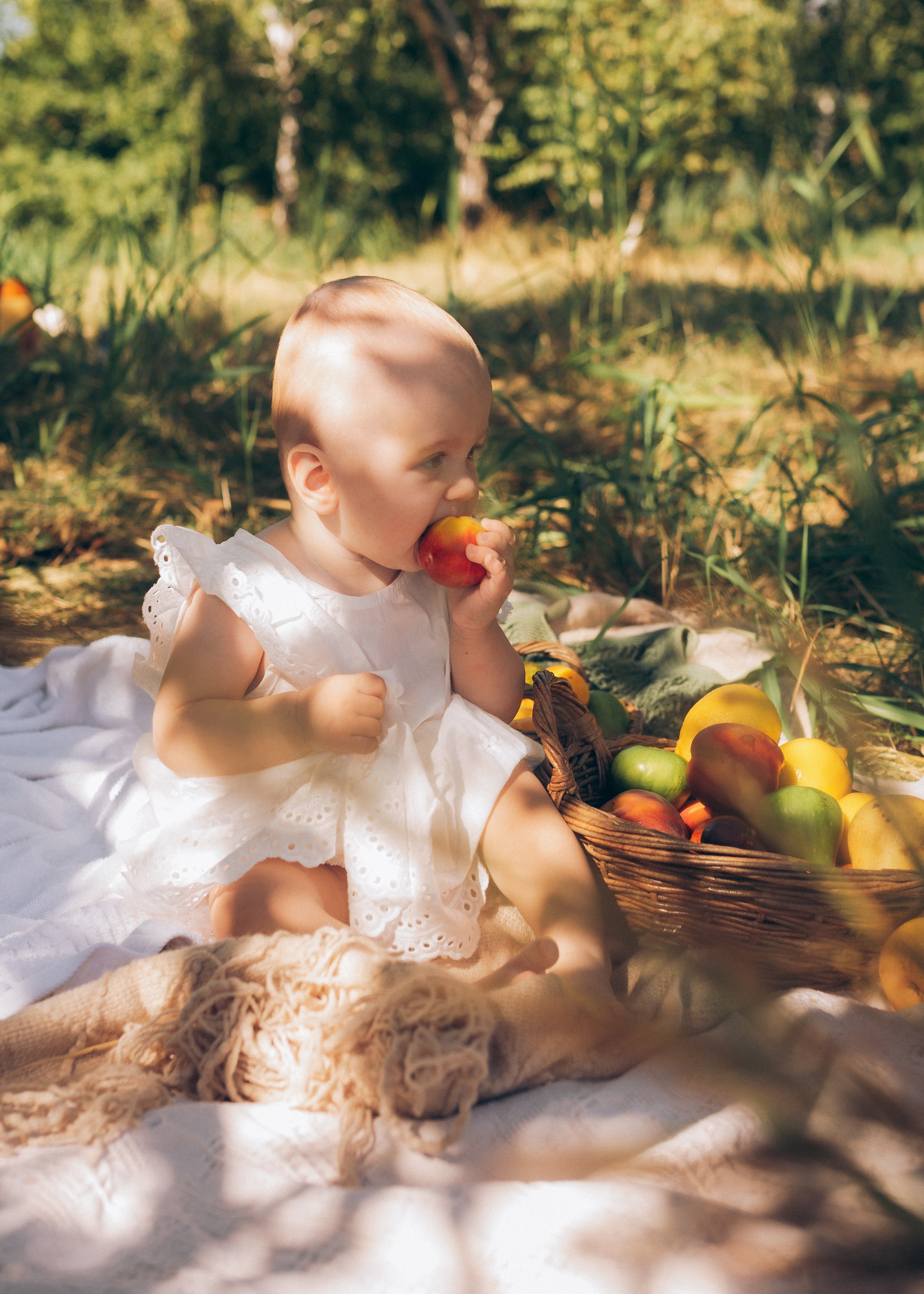 Девочки в березовой роще. Фотограф в Приморско-Ахтарске Марьяна Чопко