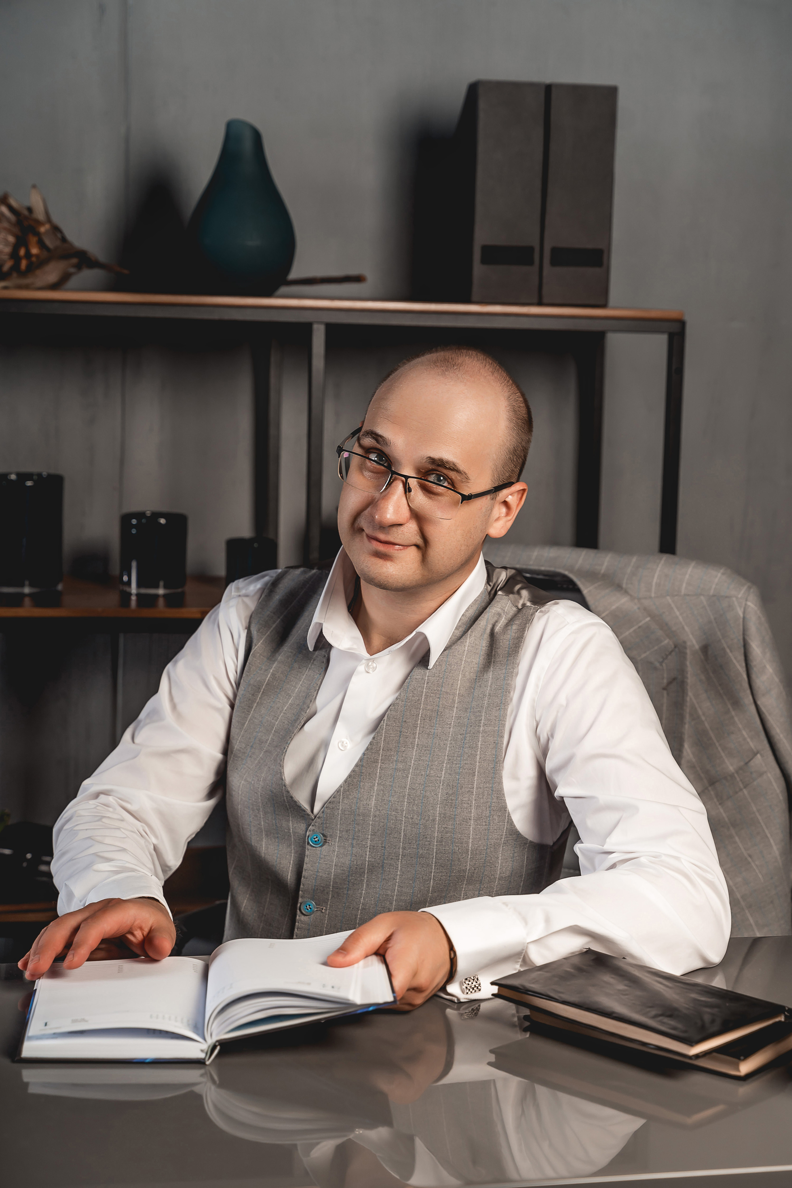 Портретная фотосессия в бизнес центре Арма