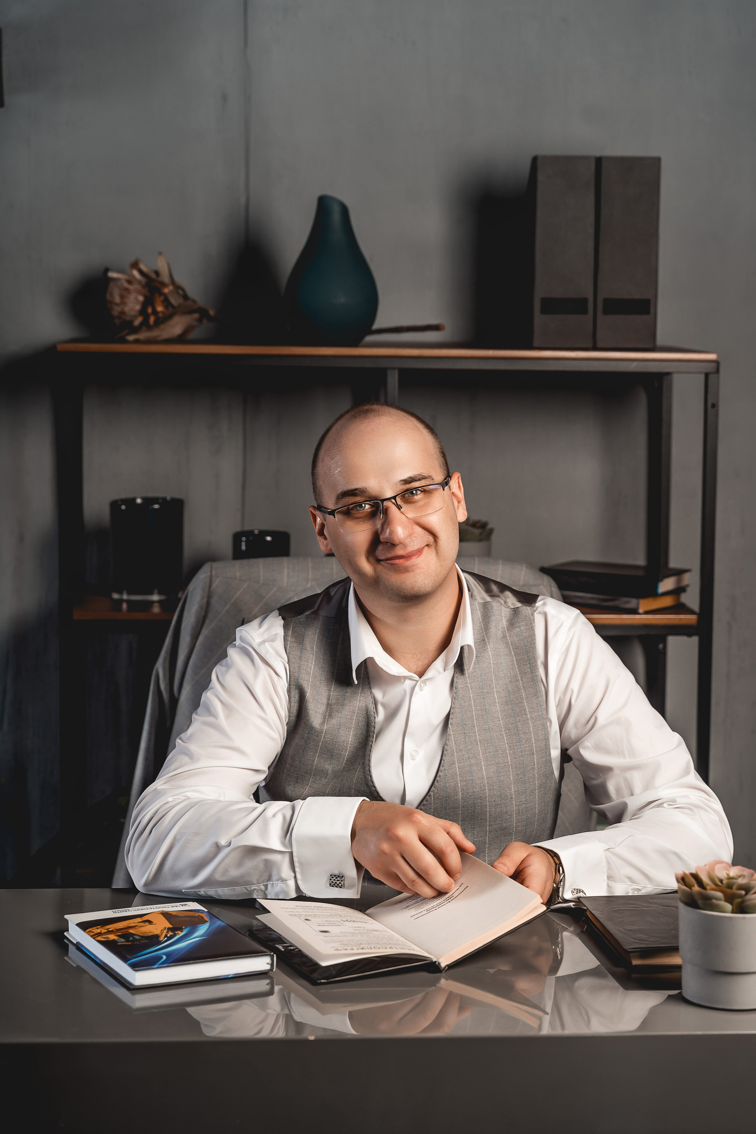 Портретная фотосессия в бизнес центре Арма