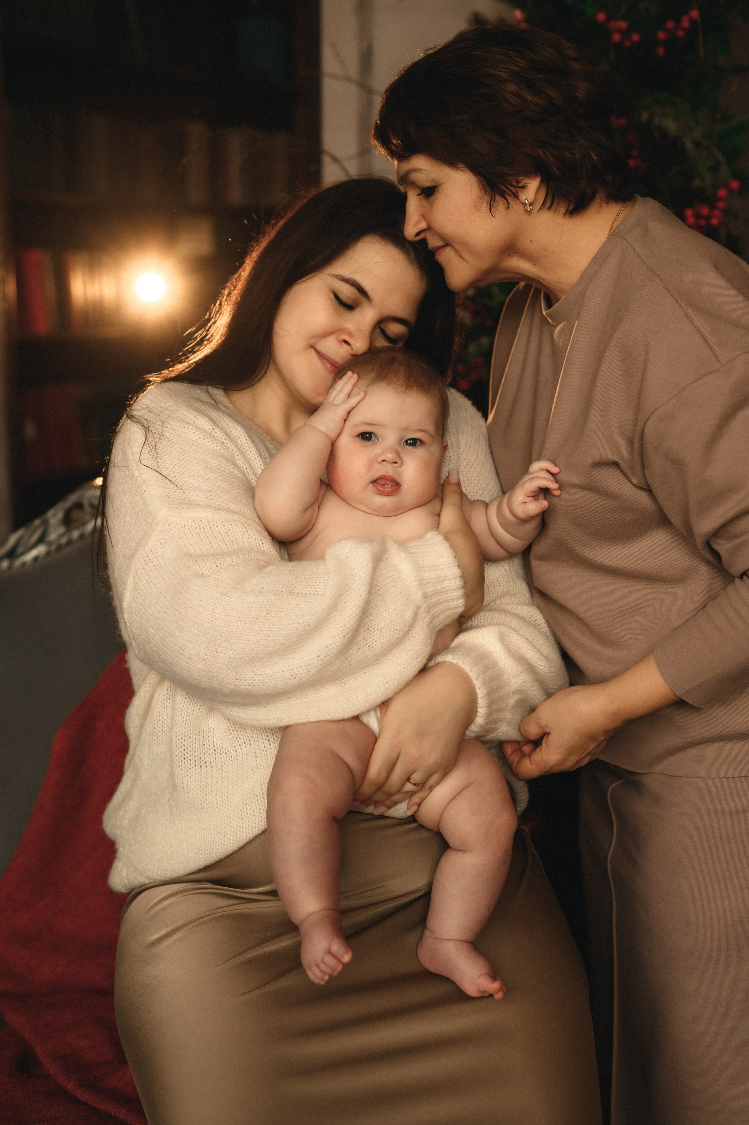 Съёмка «ПОКОЛЕНИЕ» Бабушка, мама, дочка. Семейный фотограф в г. Ставрополь, Сорокина Мария