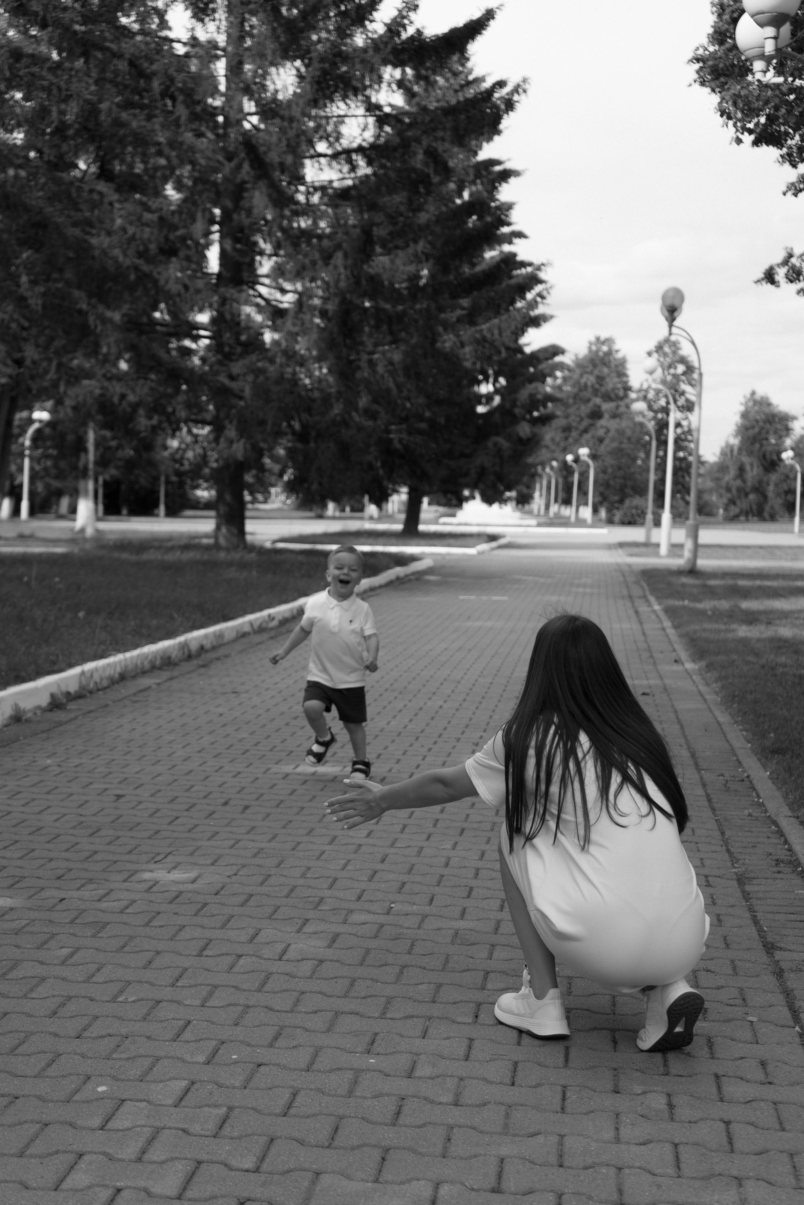 В парке. Свадебный фотограф Анастасия Хабарова в Новоуральске и Екатеринбурге