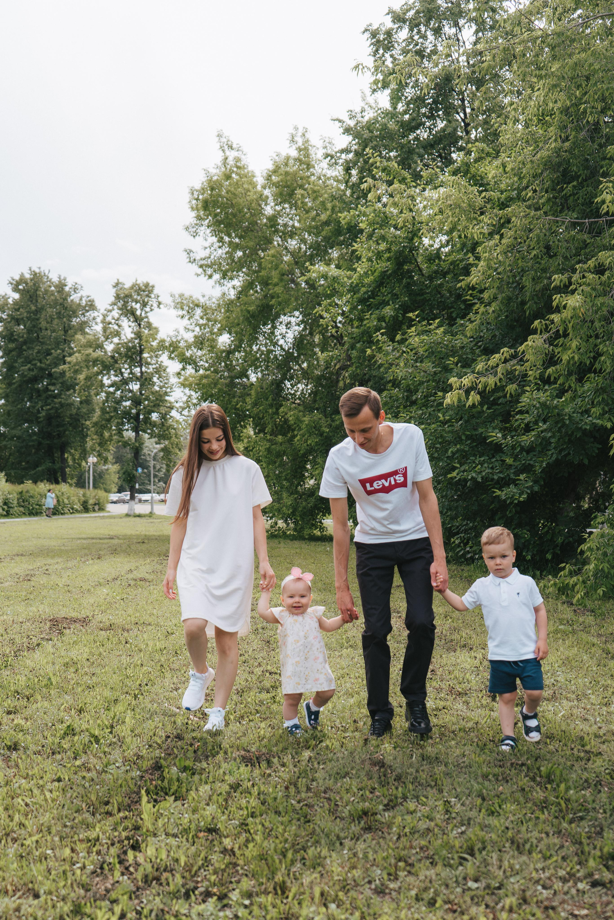 В парке. Свадебный фотограф Анастасия Хабарова в Новоуральске и Екатеринбурге