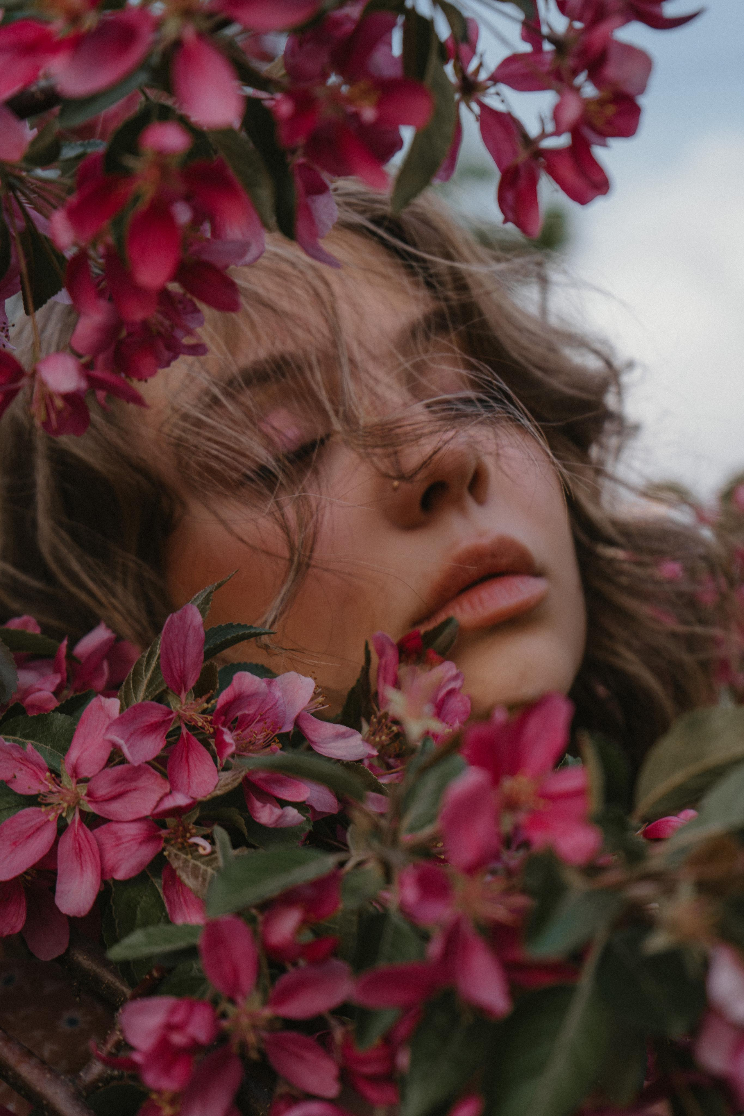 Яблоневый цвет. Свадебный фотограф Анастасия Хабарова в Новоуральске и Екатеринбурге