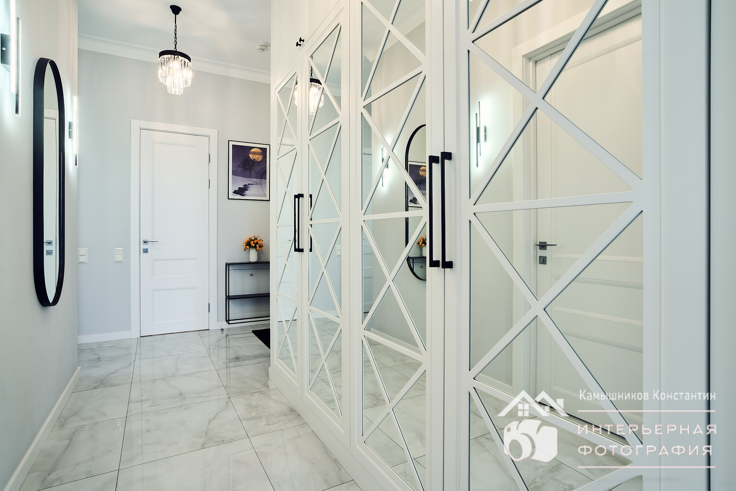 Интерьерное фото коридора квартиры в ЖК бизнес-класса в Москве