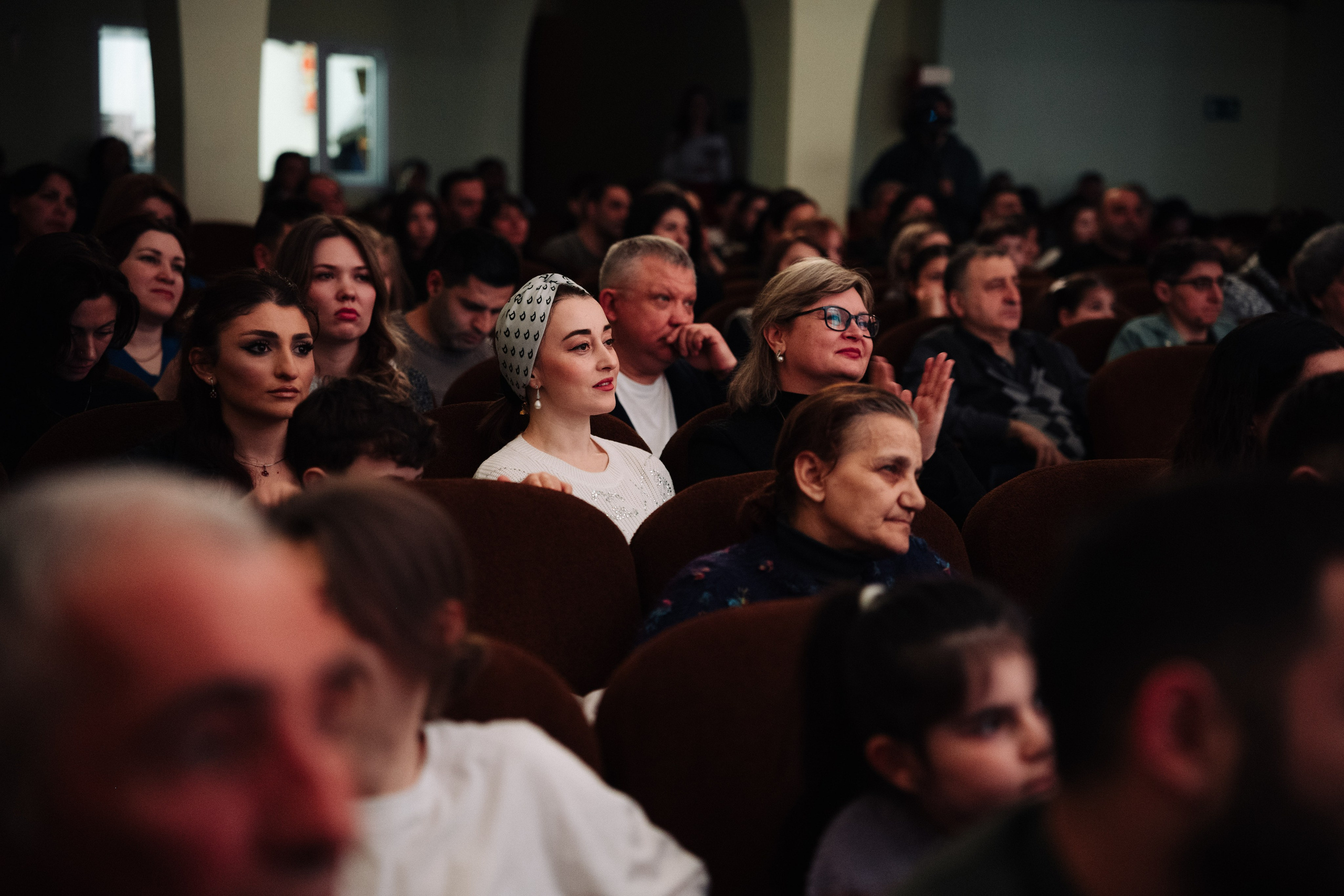 Благотворительный концерт в помощь Артему Сардаряну. Фотограф Артем Севостьянов. Профессиональная фотосъемка в Ногинске, Москве, Московской области и за границей