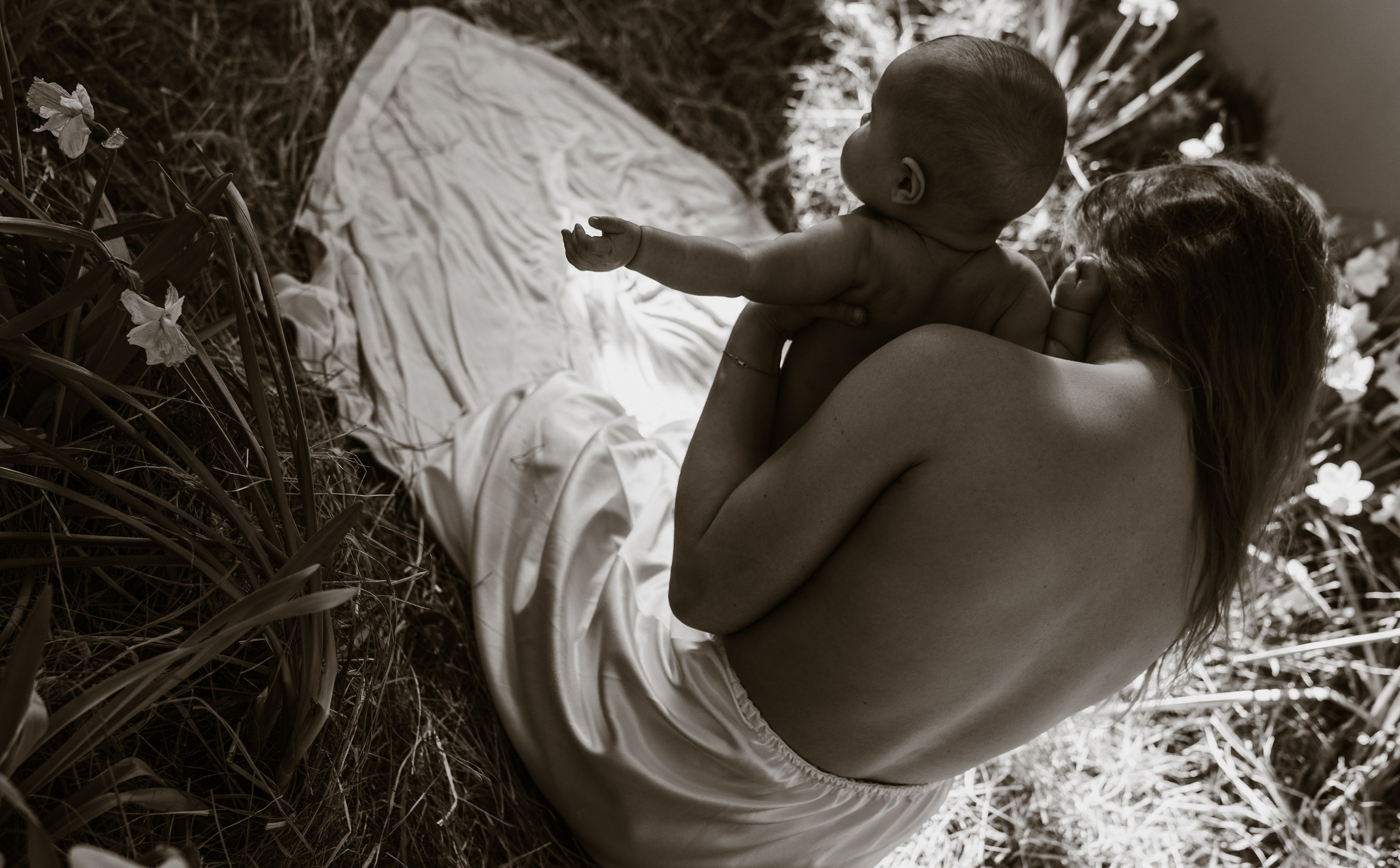 Цветочное материнство. Семейный, ньюборн фотограф, фотограф на роды в Москве, Виктория Тюльдюкова