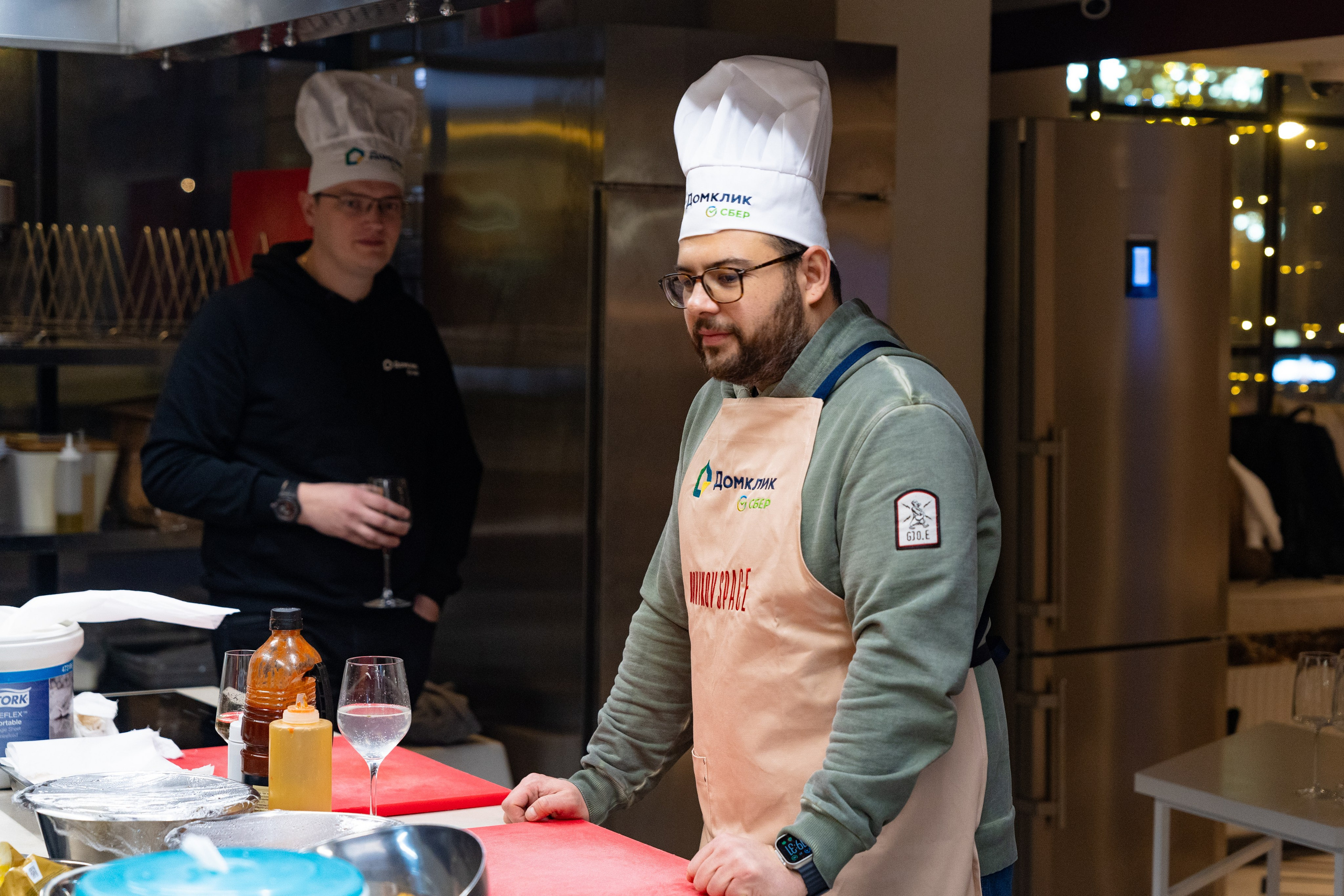 NOVIKOV SCHOOL — Умами зал. Фотограф Никита Комаров