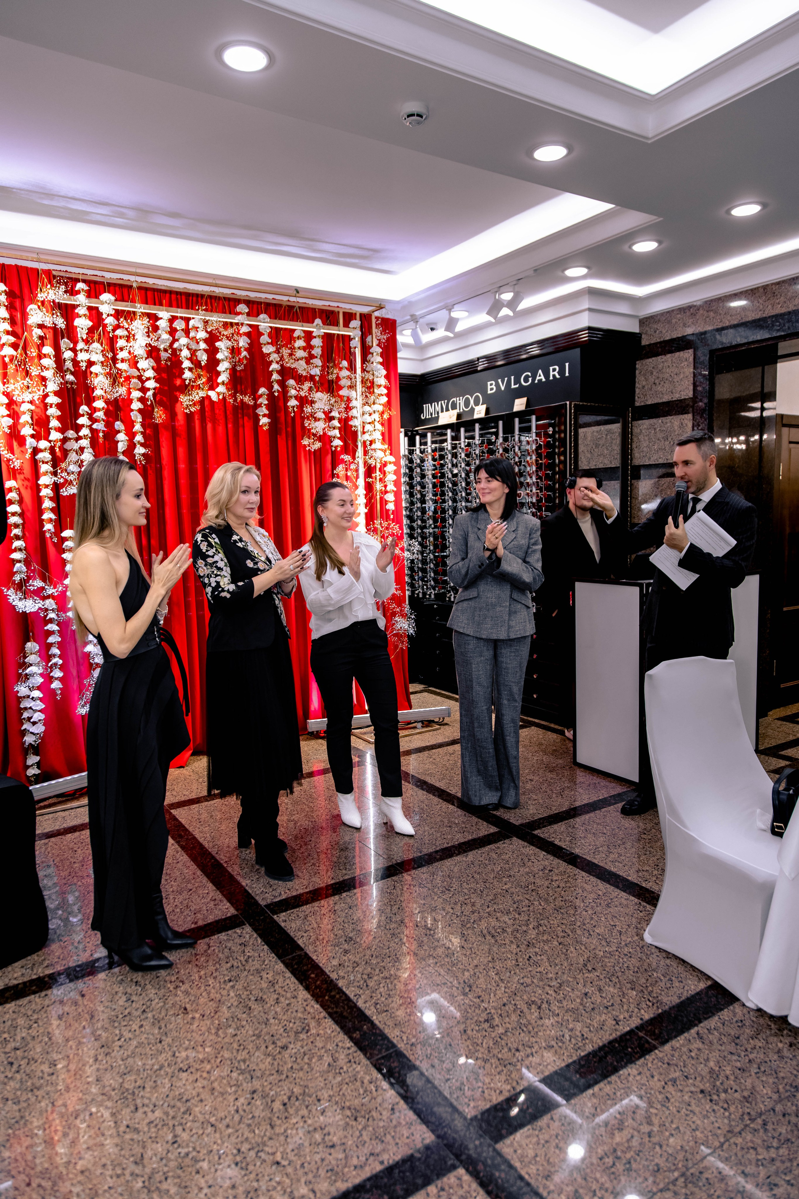 ЗОЛОТОЕ ВРЕМЯ ЛЮКС. МЕДИА-РЕСУРС ХАБАРОВСК / Фотоотчеты / Репортажи / События