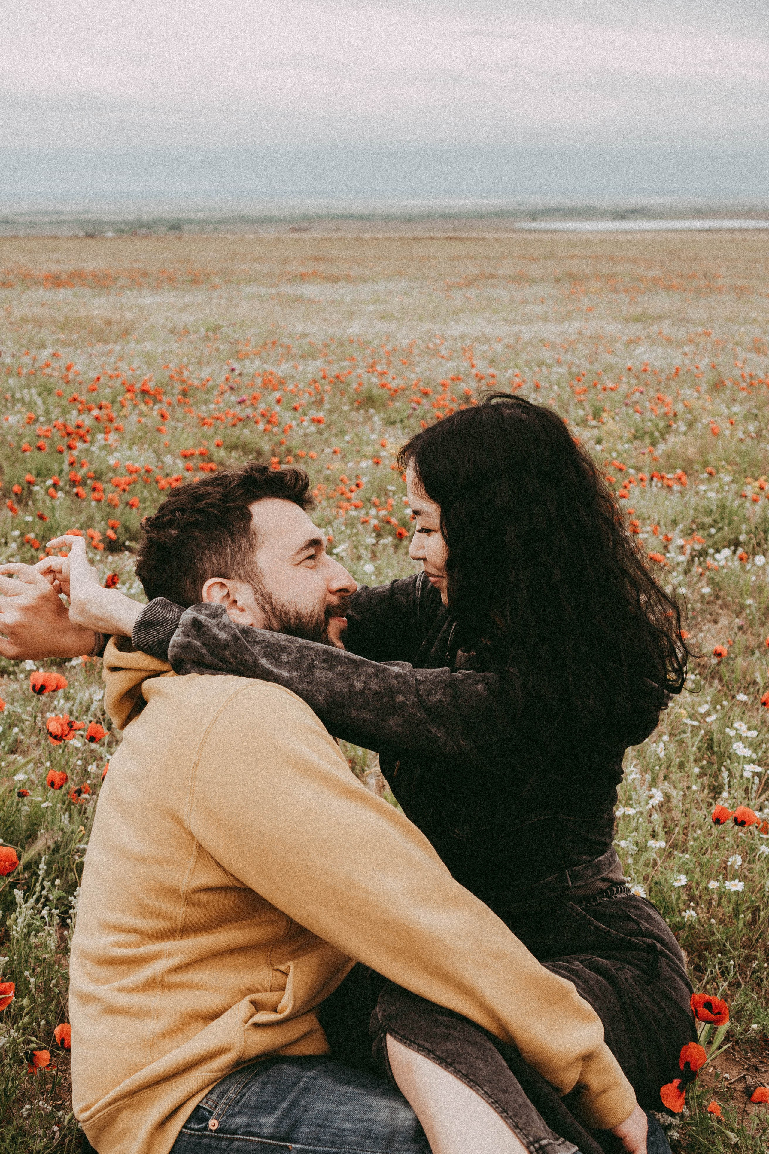 Любовь в маковом поле. Профессиональный фотограф, Санкт-Петербург — Виктория Богомолова