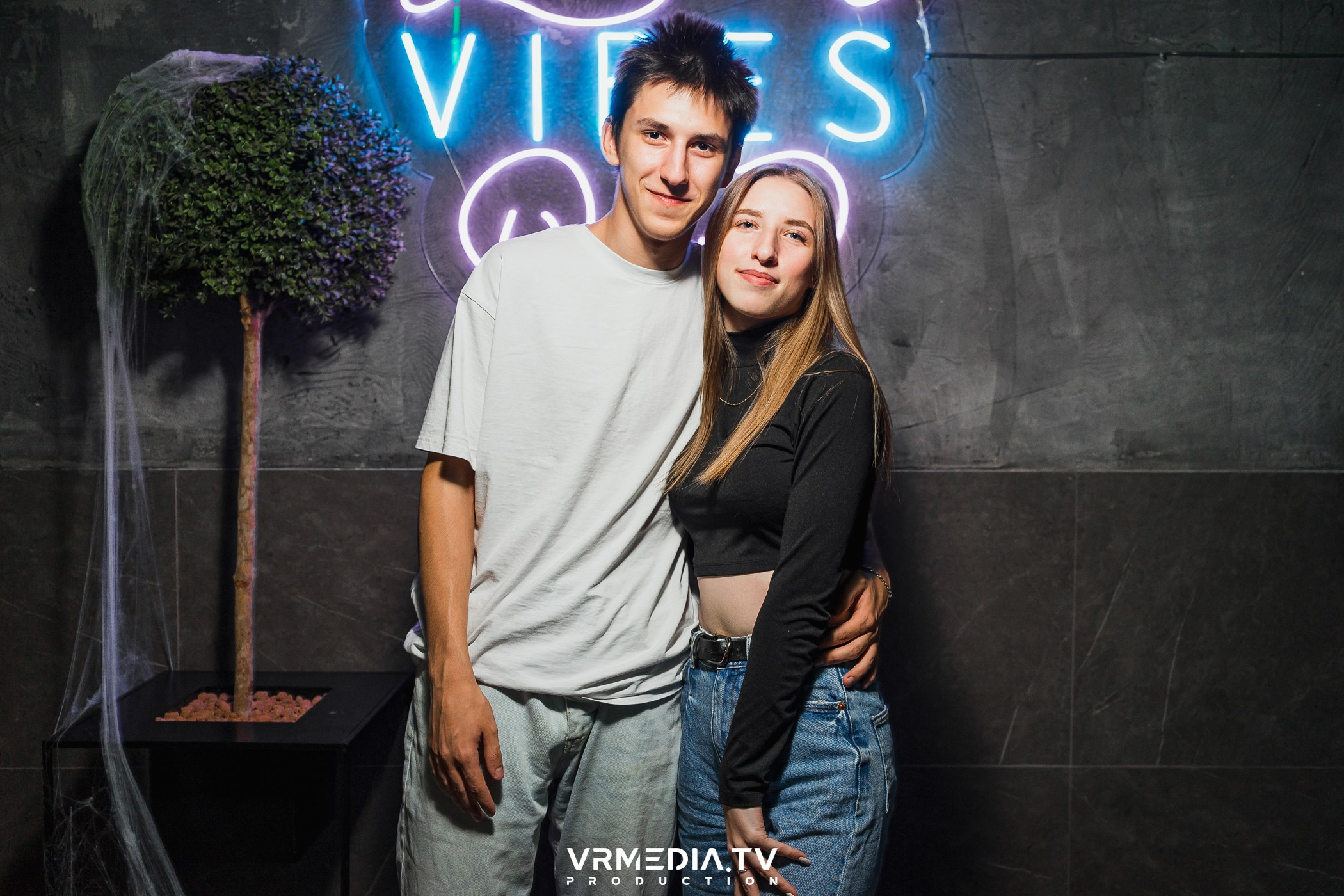 Halloween ARACHNOPHOBIA в баре «Друзья»