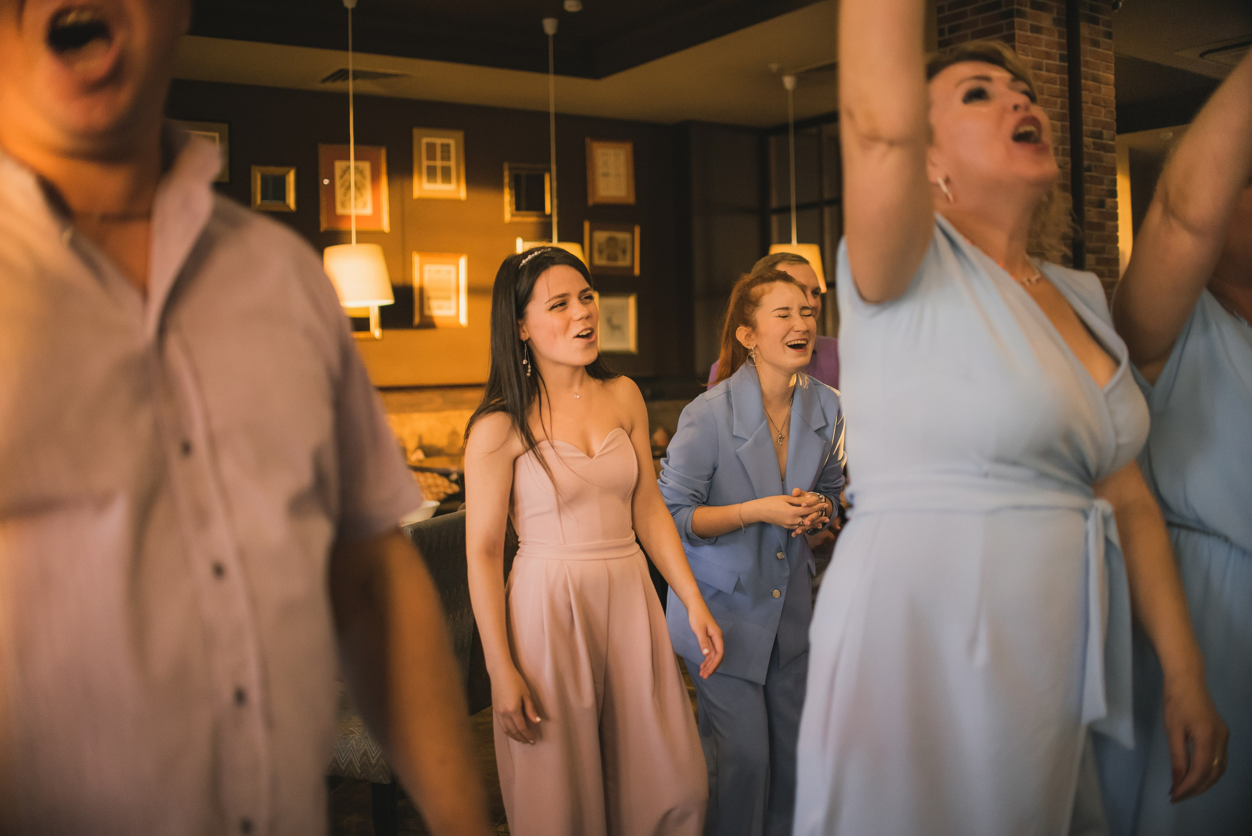 Саксофонист москва ведущий москва живая музыка на свадьбу ведущий. Свадебный ведущий в Москве Саксофон на свадьбу