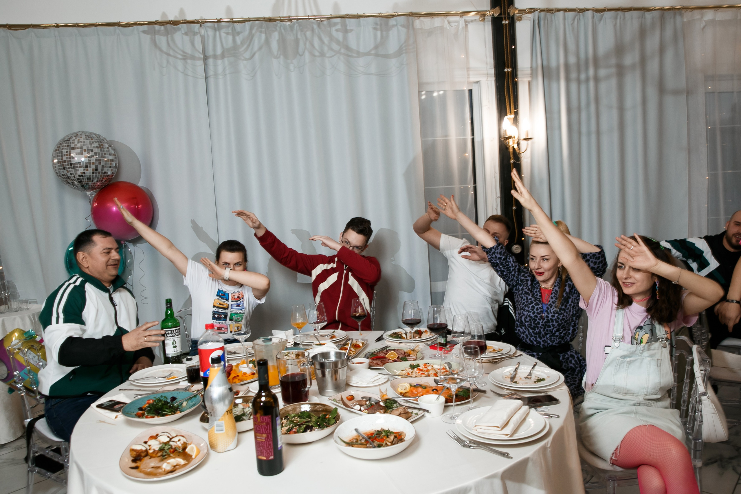 Корпоратив компании Окна 24/7. Свадебный ведущий в Москве Саксофон на свадьбу